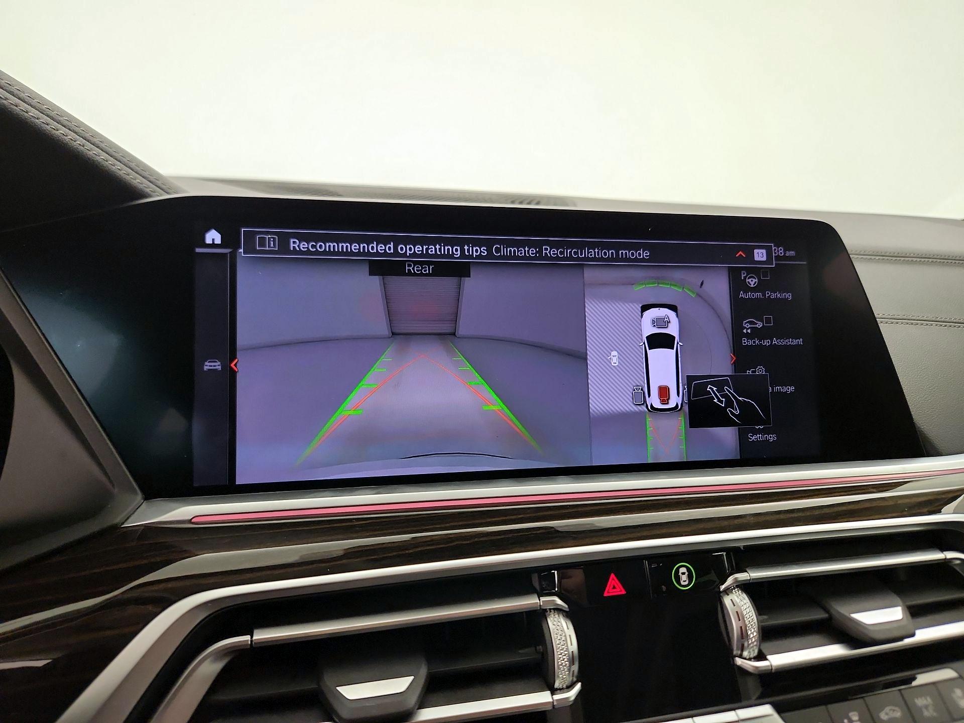 Thumbnail: 2020 BMW X7 - 14