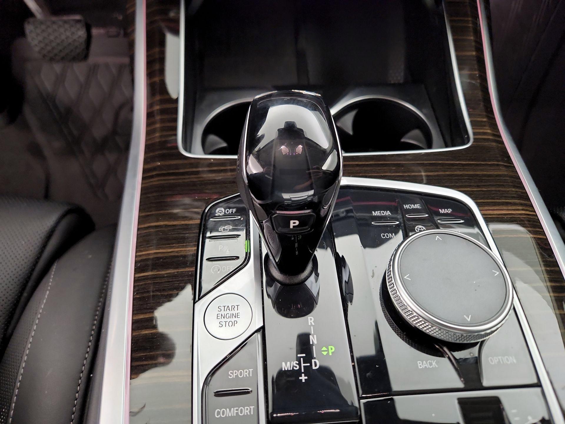 Thumbnail: 2020 BMW X7 - 17