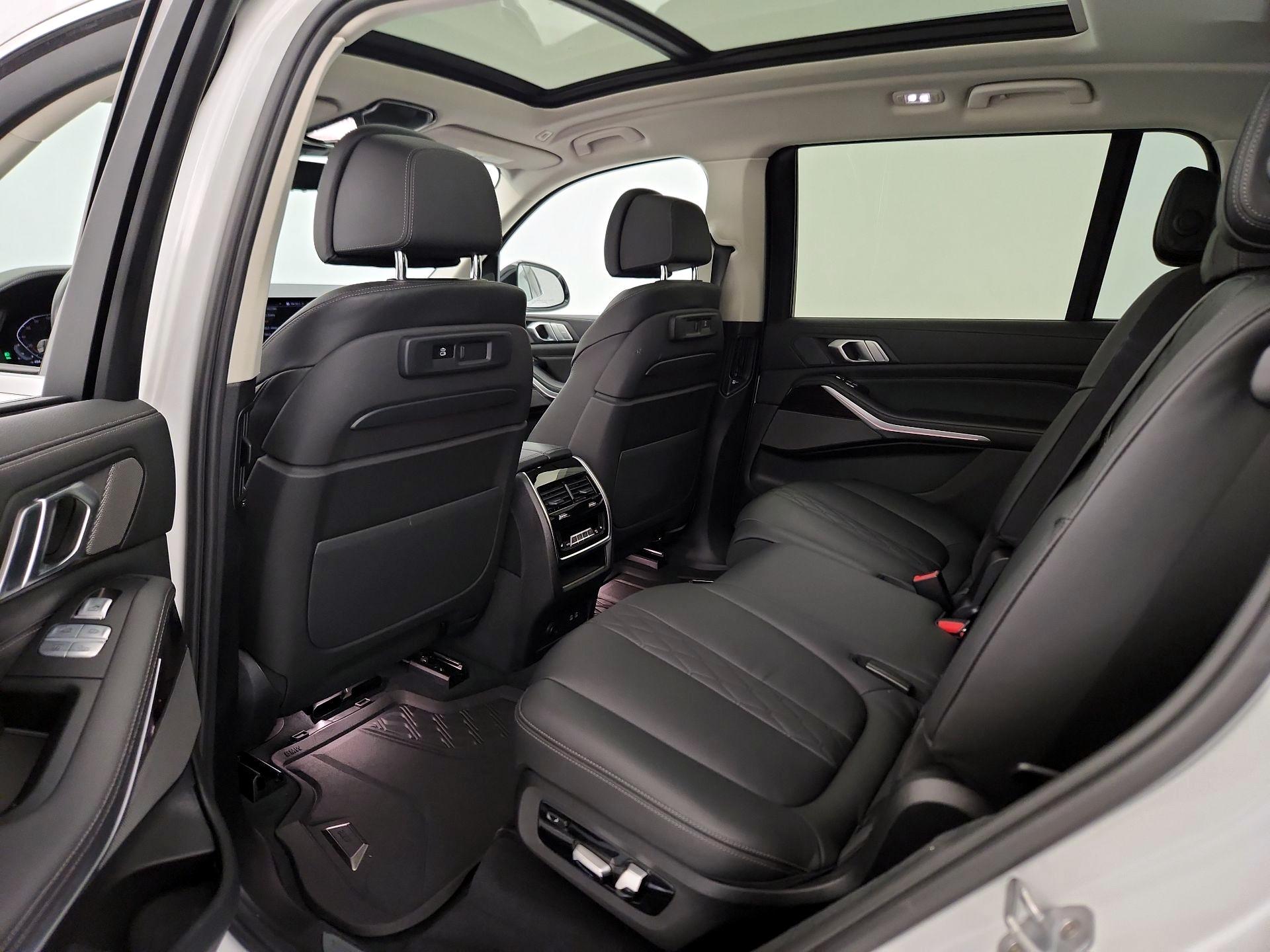Thumbnail: 2020 BMW X7 - 20