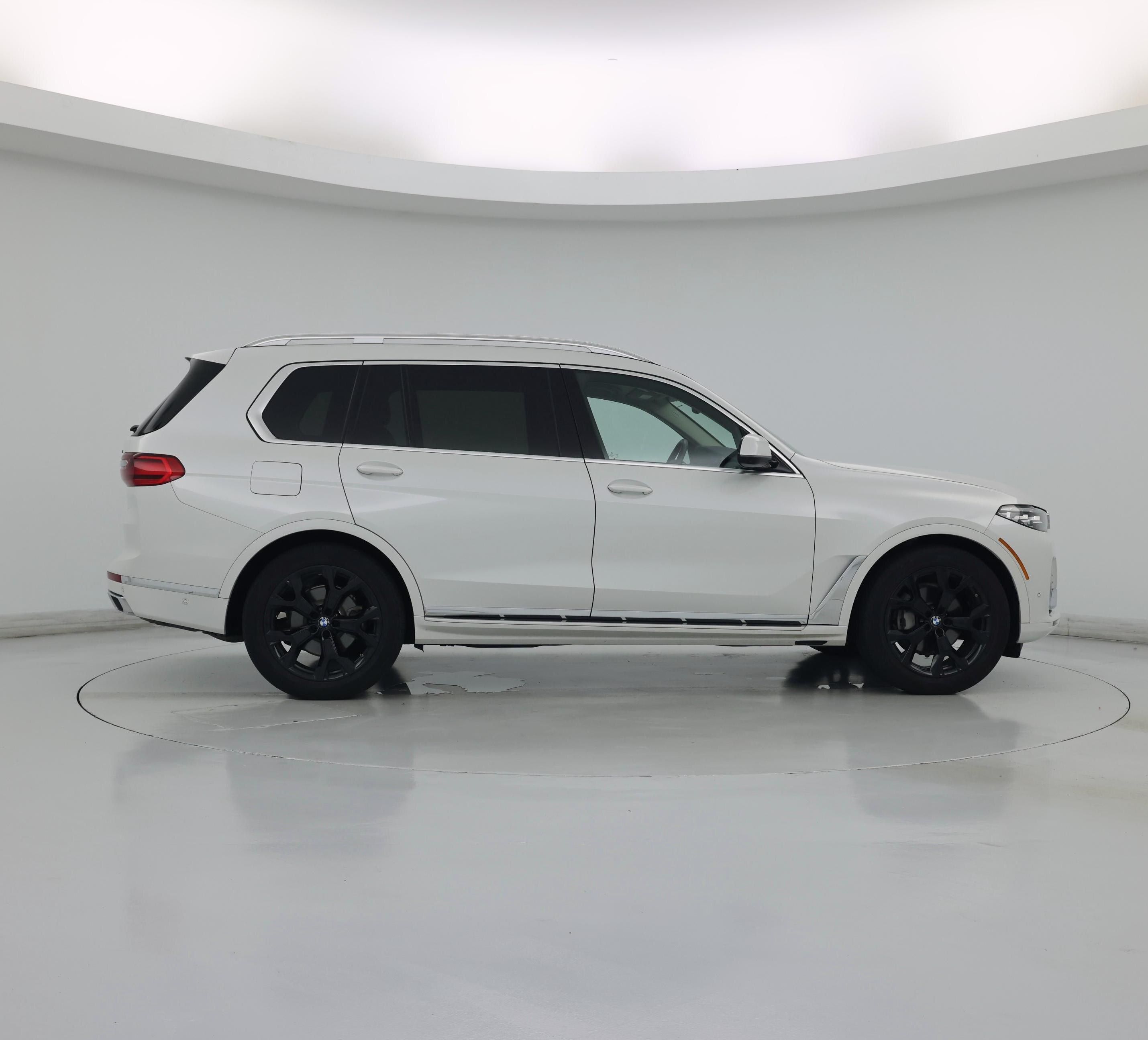 Thumbnail: 2020 BMW X7 - 7