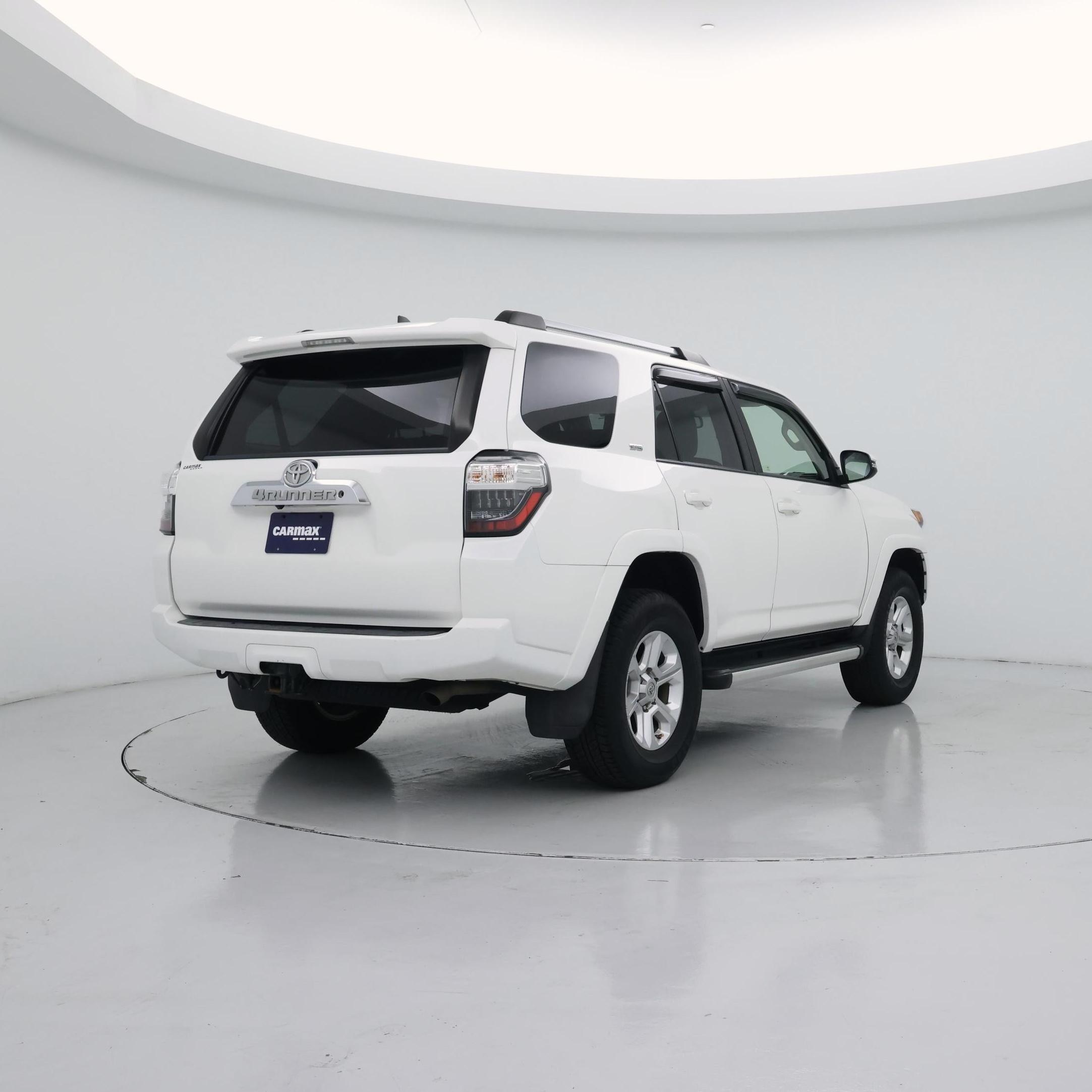 Thumbnail: 2019 Toyota 4Runner - 8
