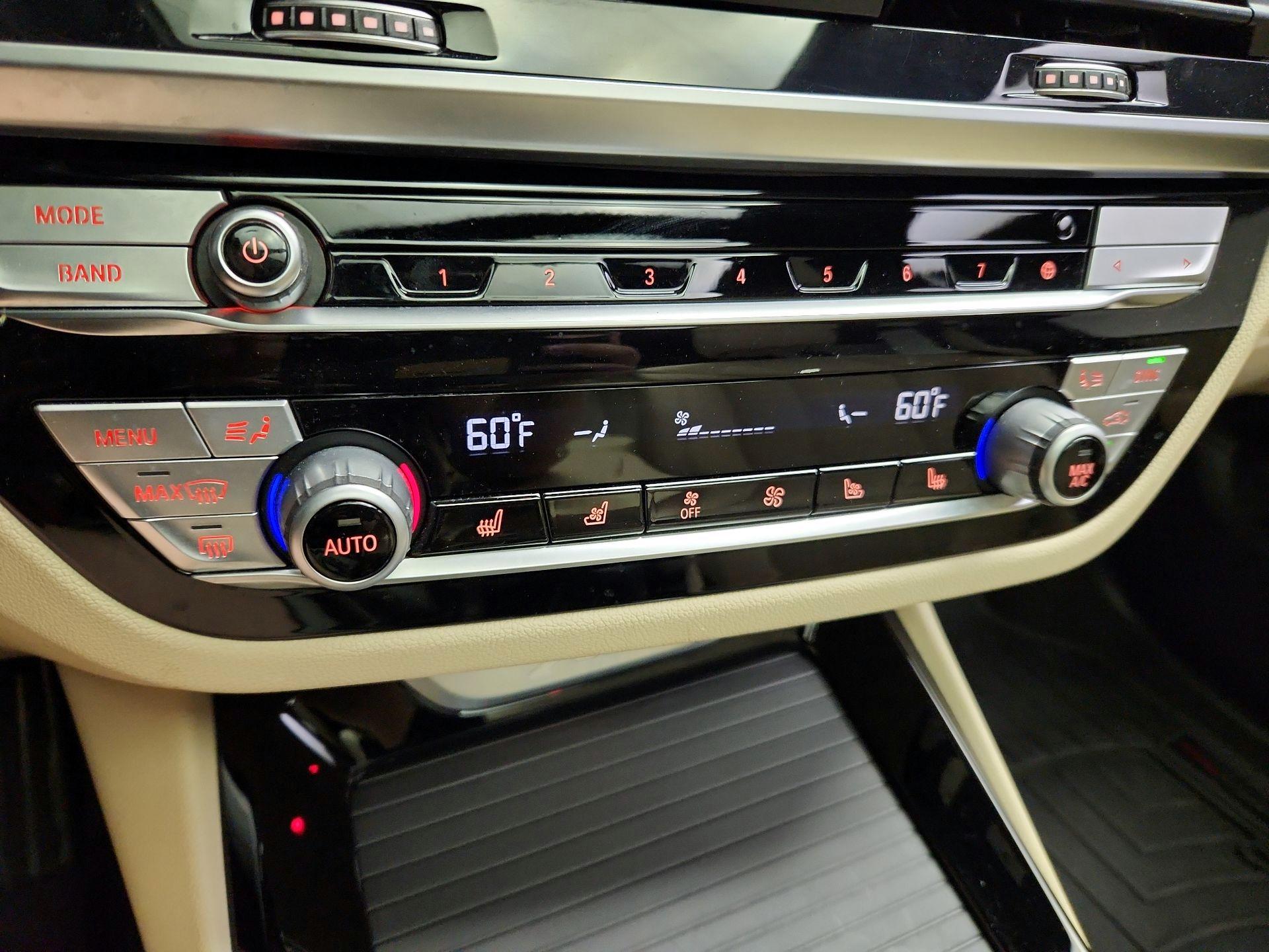 Thumbnail: 2021 BMW X3 - 17