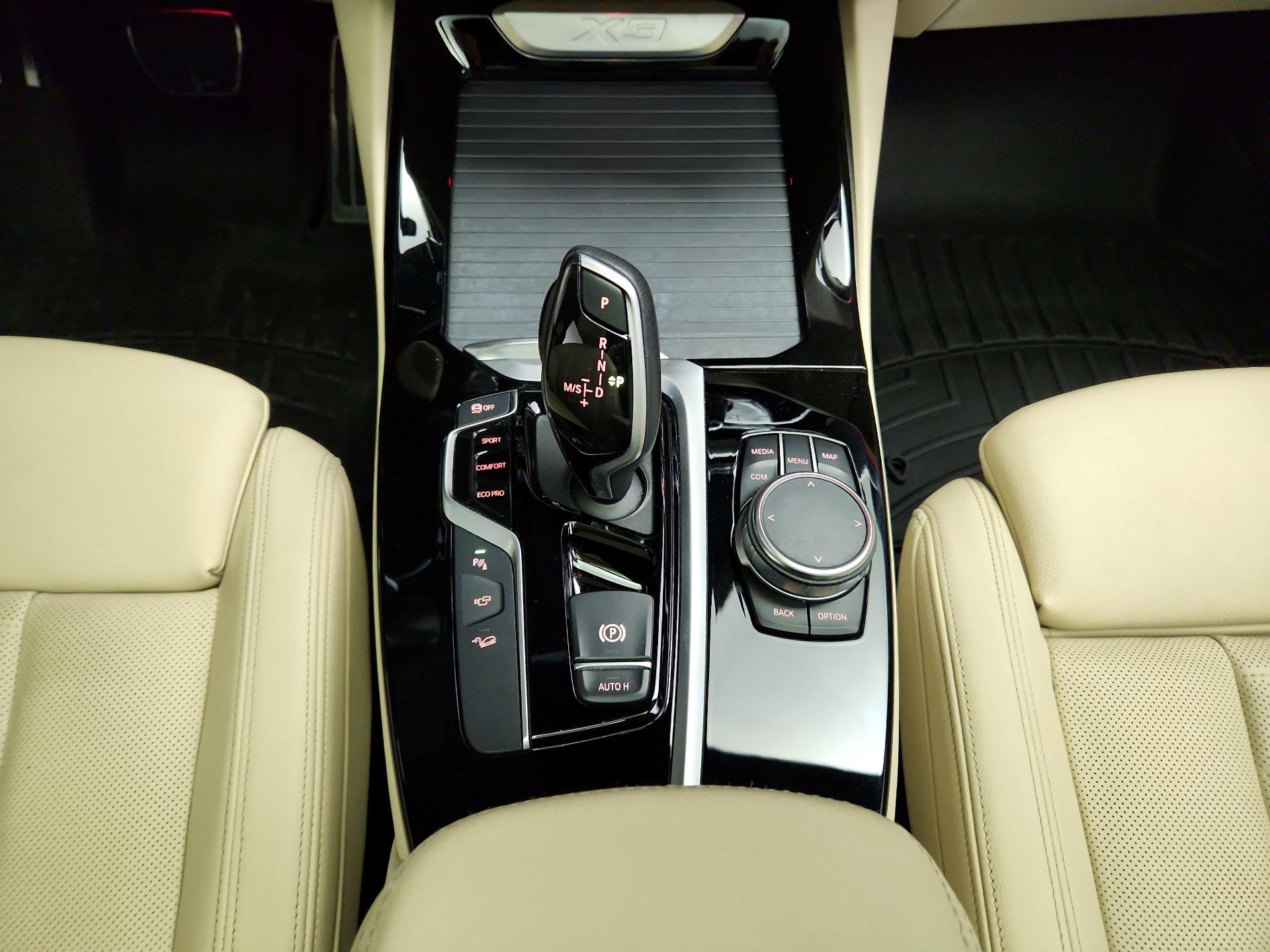 Thumbnail: 2021 BMW X3 - 18