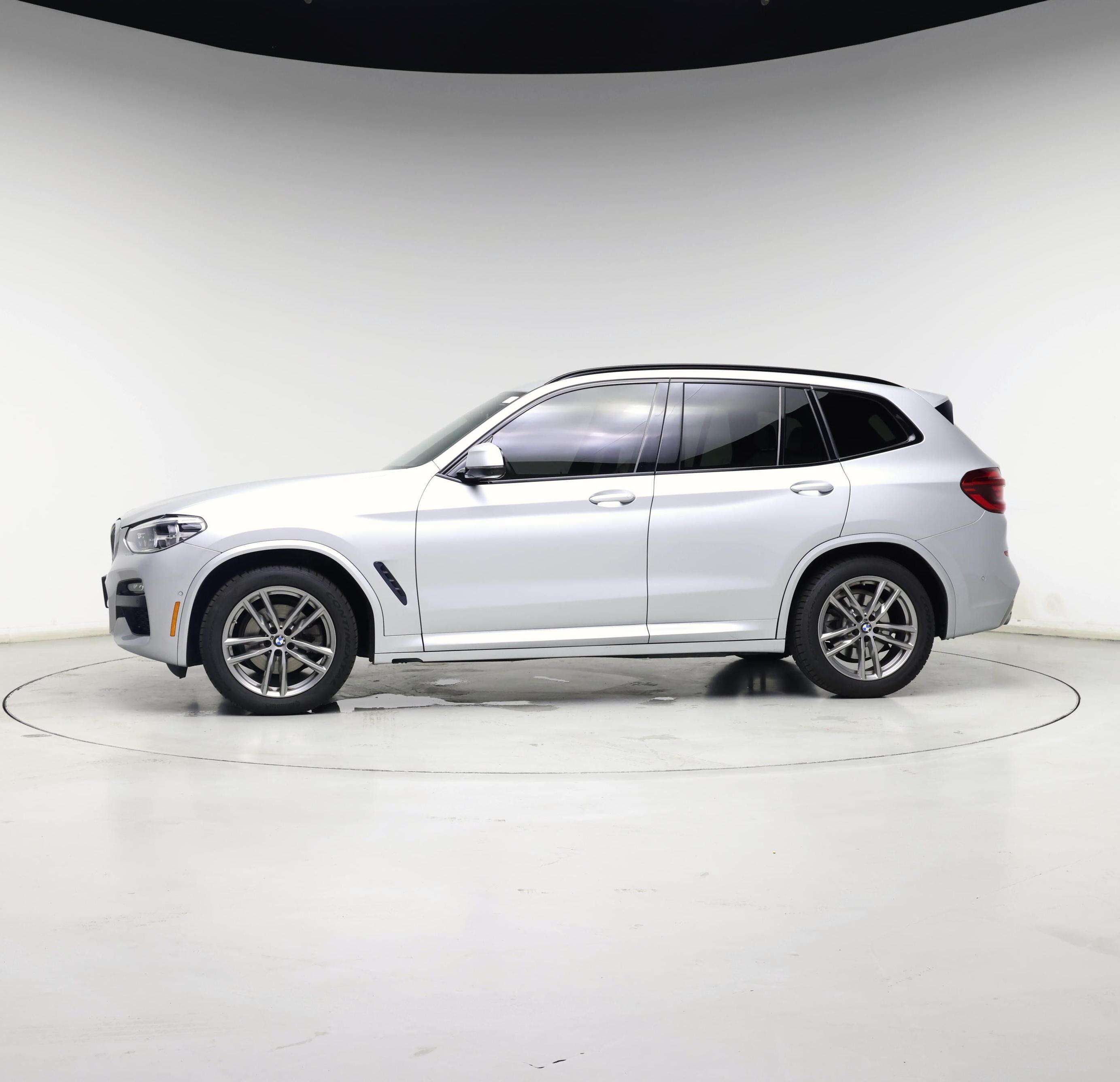 Thumbnail: 2021 BMW X3 - 3