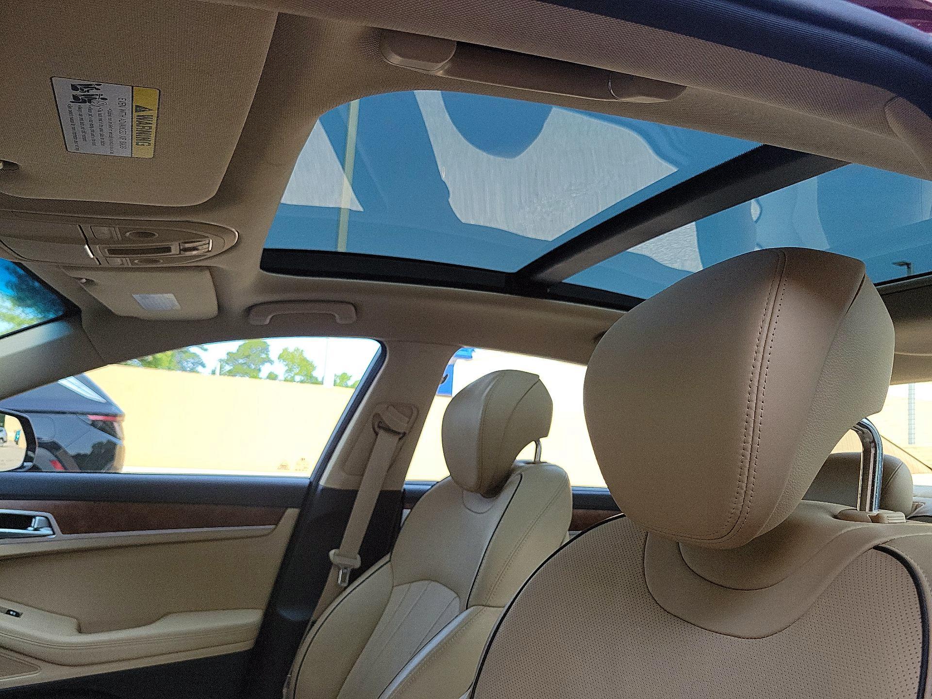 Thumbnail: 2016 Hyundai Genesis - 18