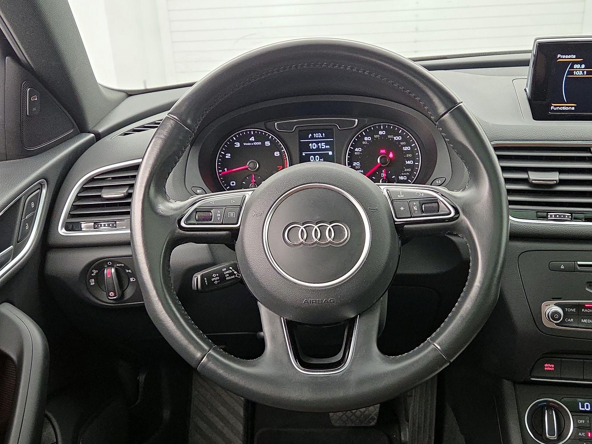 Thumbnail: 2018 Audi Q3 - 10