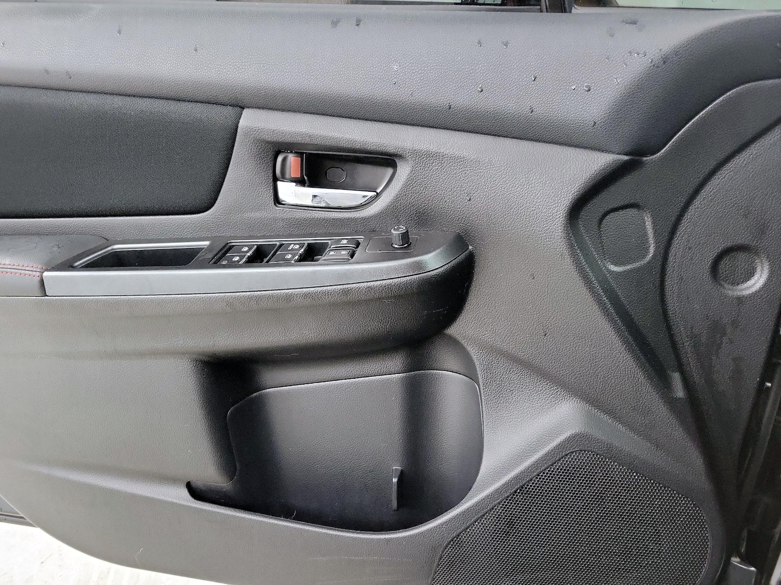 2016 Subaru WRX Base - Photo 13