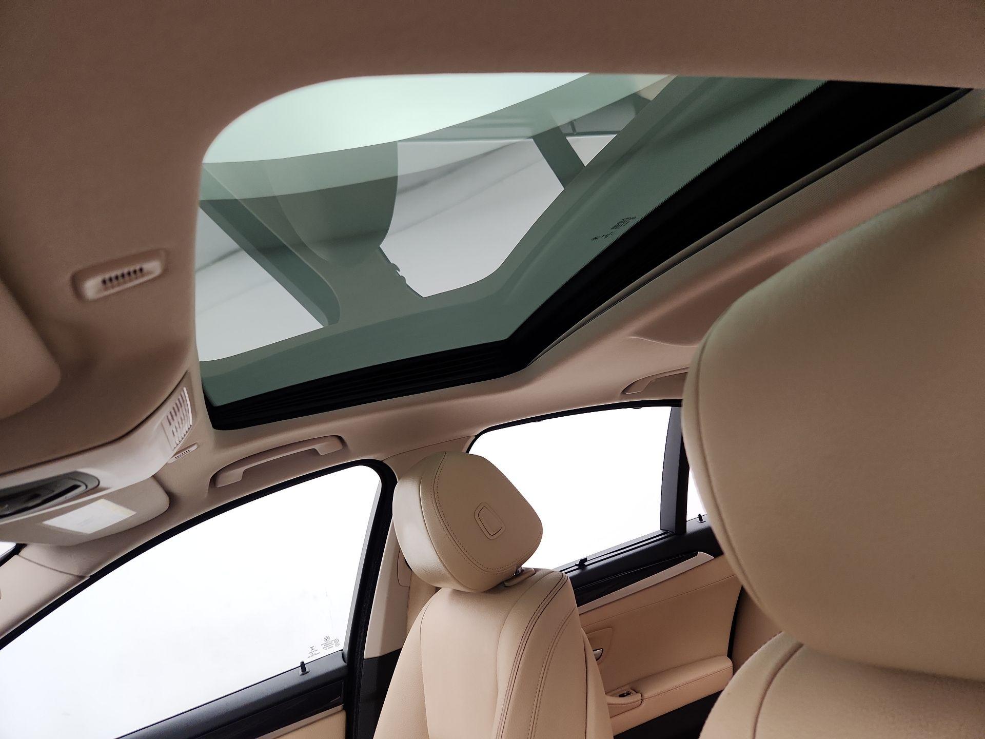 Thumbnail: 2016 BMW 5 Series - 20