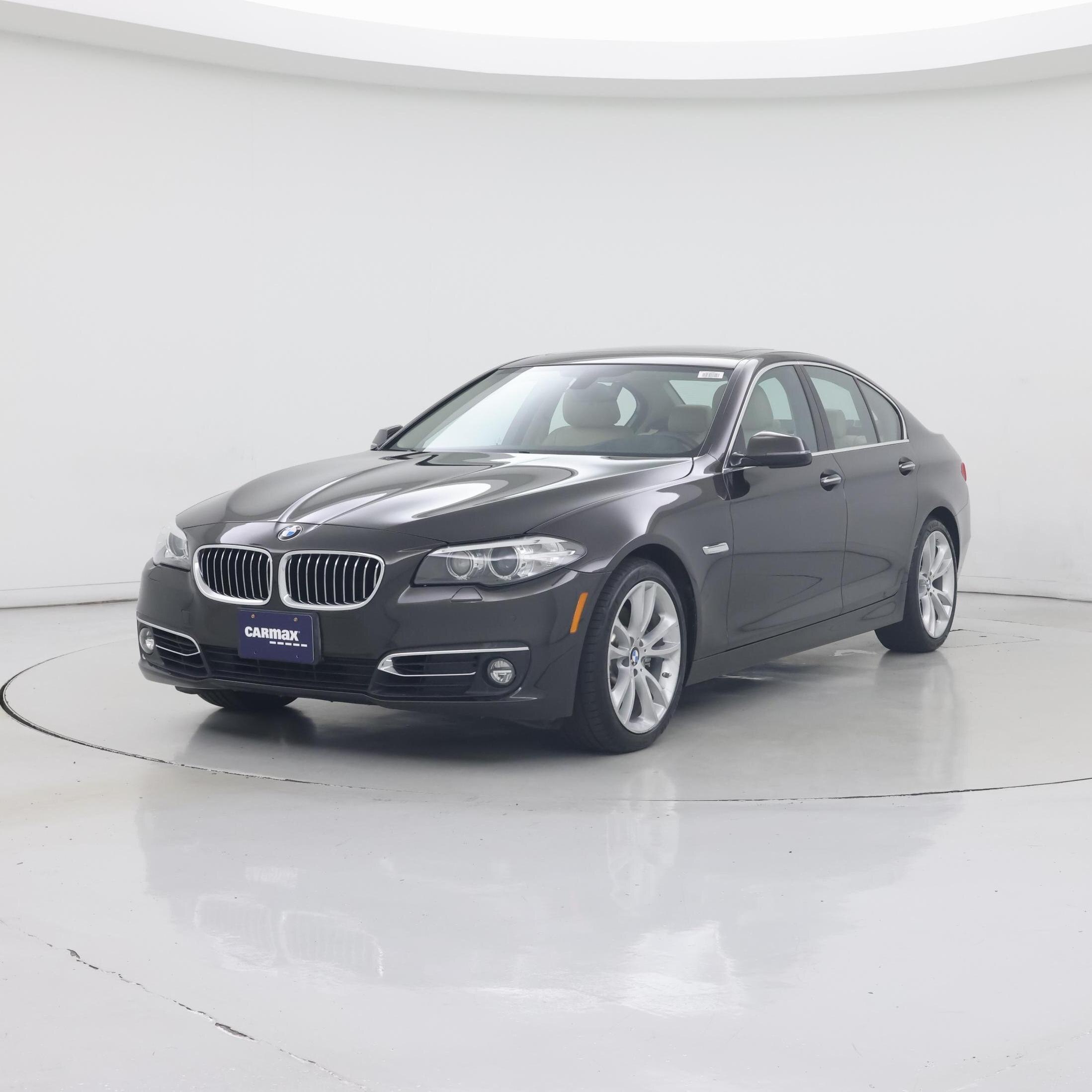 Thumbnail: 2016 BMW 5 Series - 4