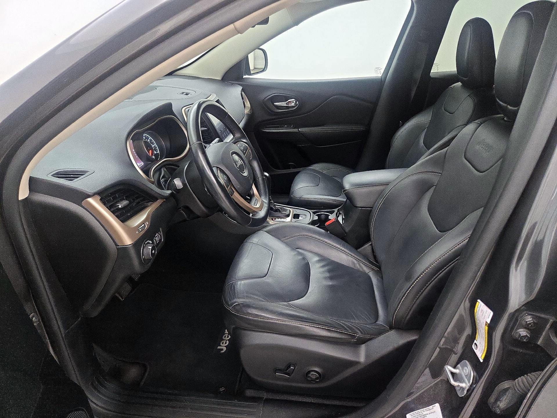 Thumbnail: 2014 Jeep Cherokee - 11