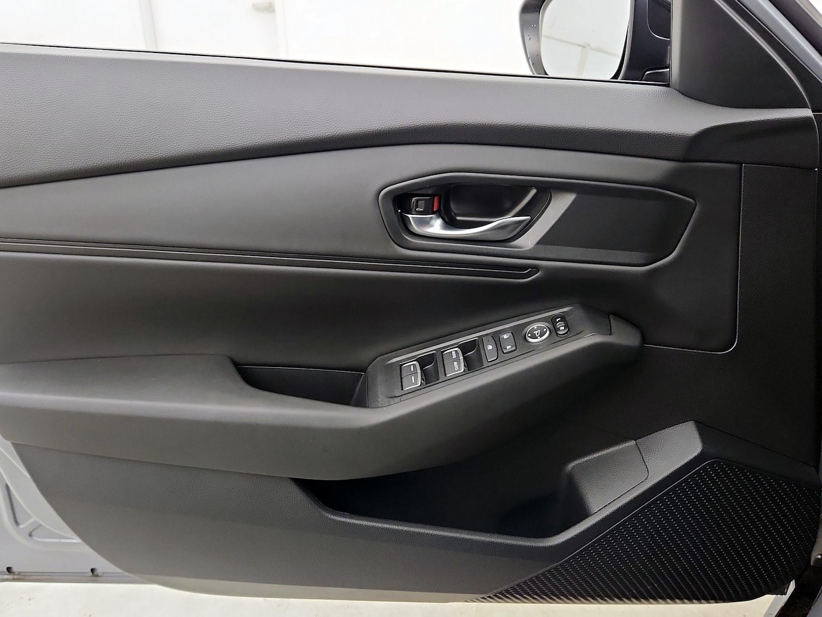 2025 Honda Accord SE - Photo 13