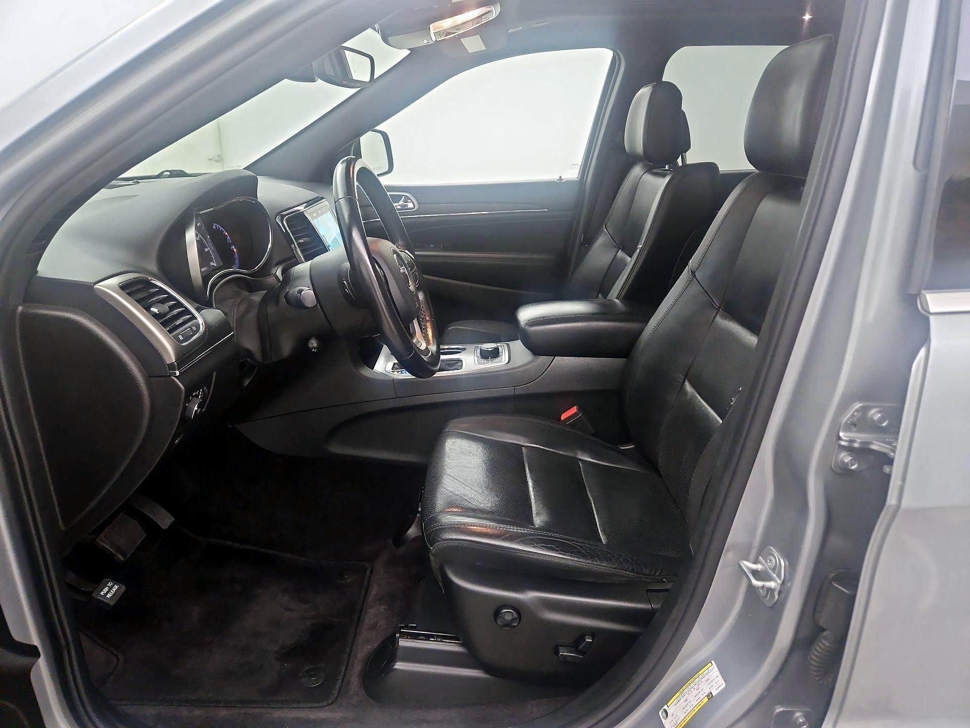 Thumbnail: 2019 Jeep Grand Cherokee - 11