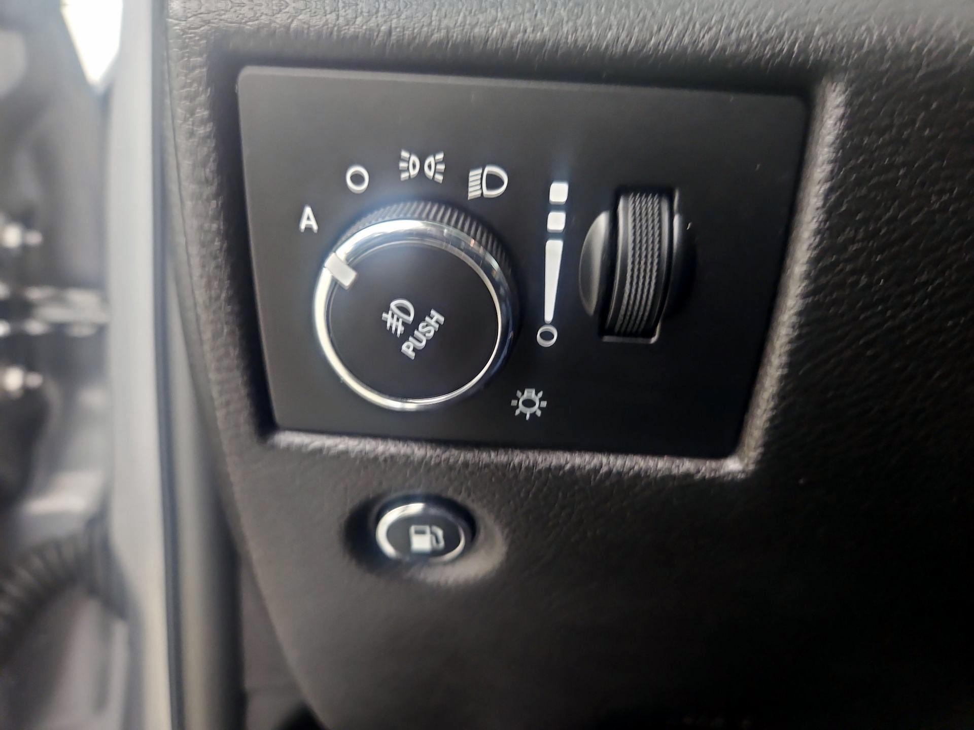 Thumbnail: 2019 Jeep Grand Cherokee - 13