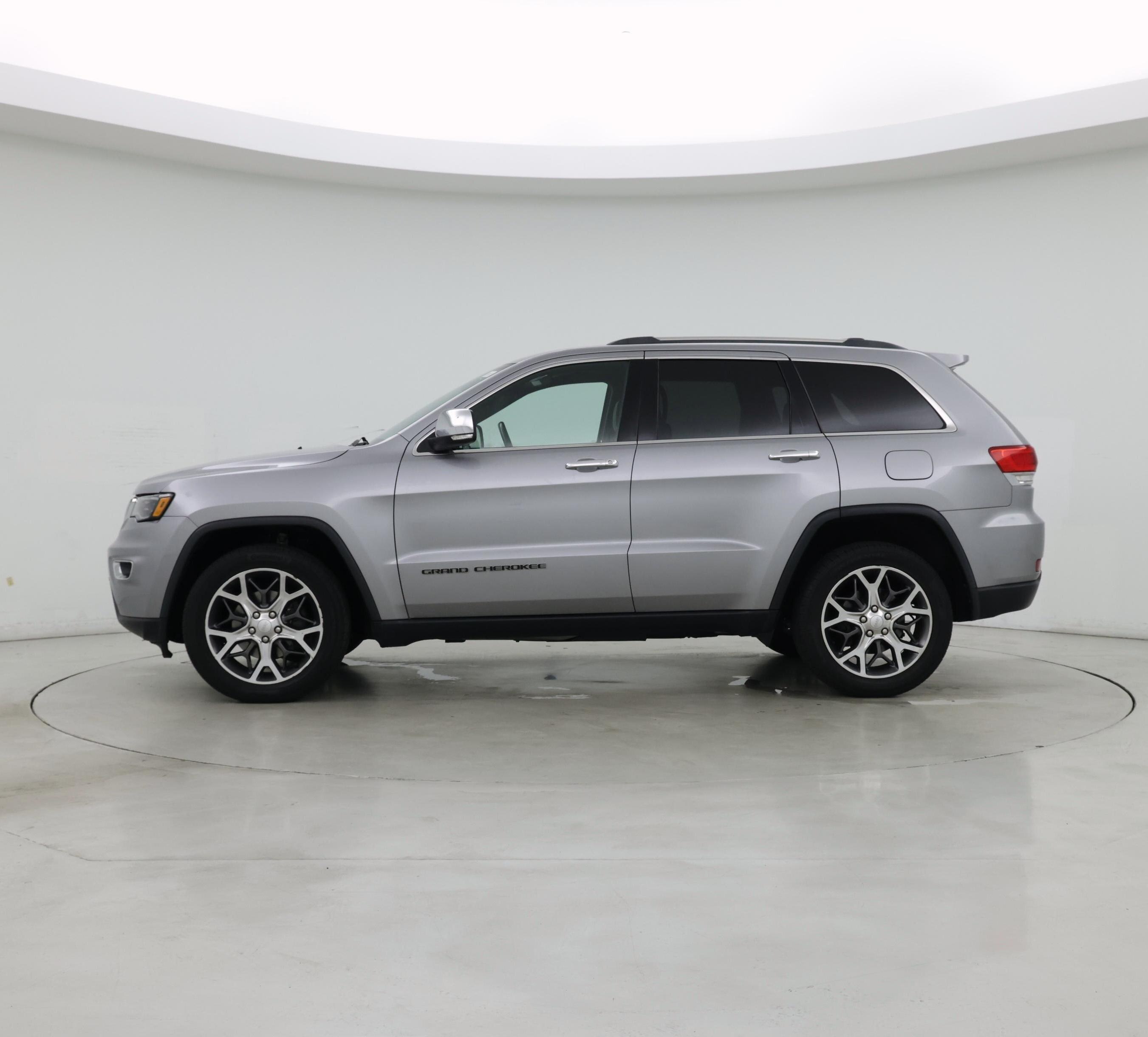 Thumbnail: 2019 Jeep Grand Cherokee - 3