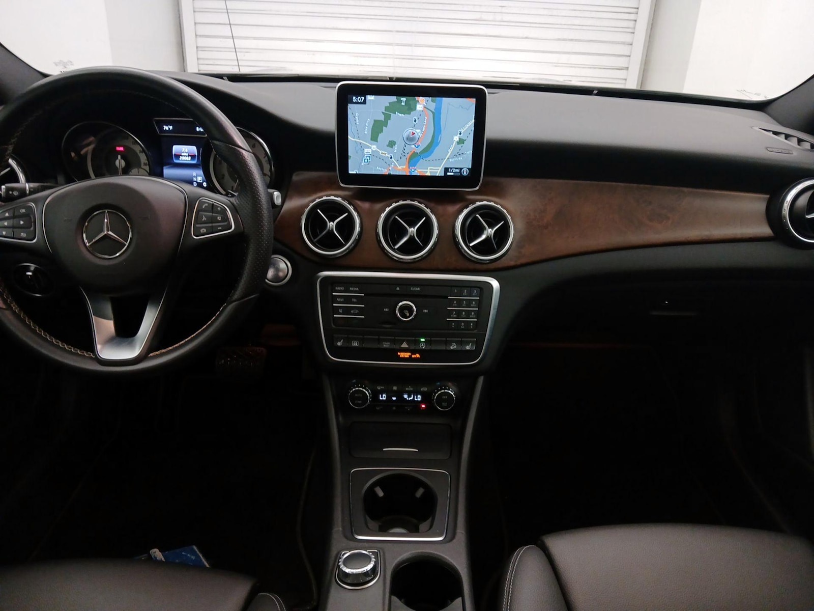 2016 Mercedes-Benz GLA-Class GLA250 - Photo 10