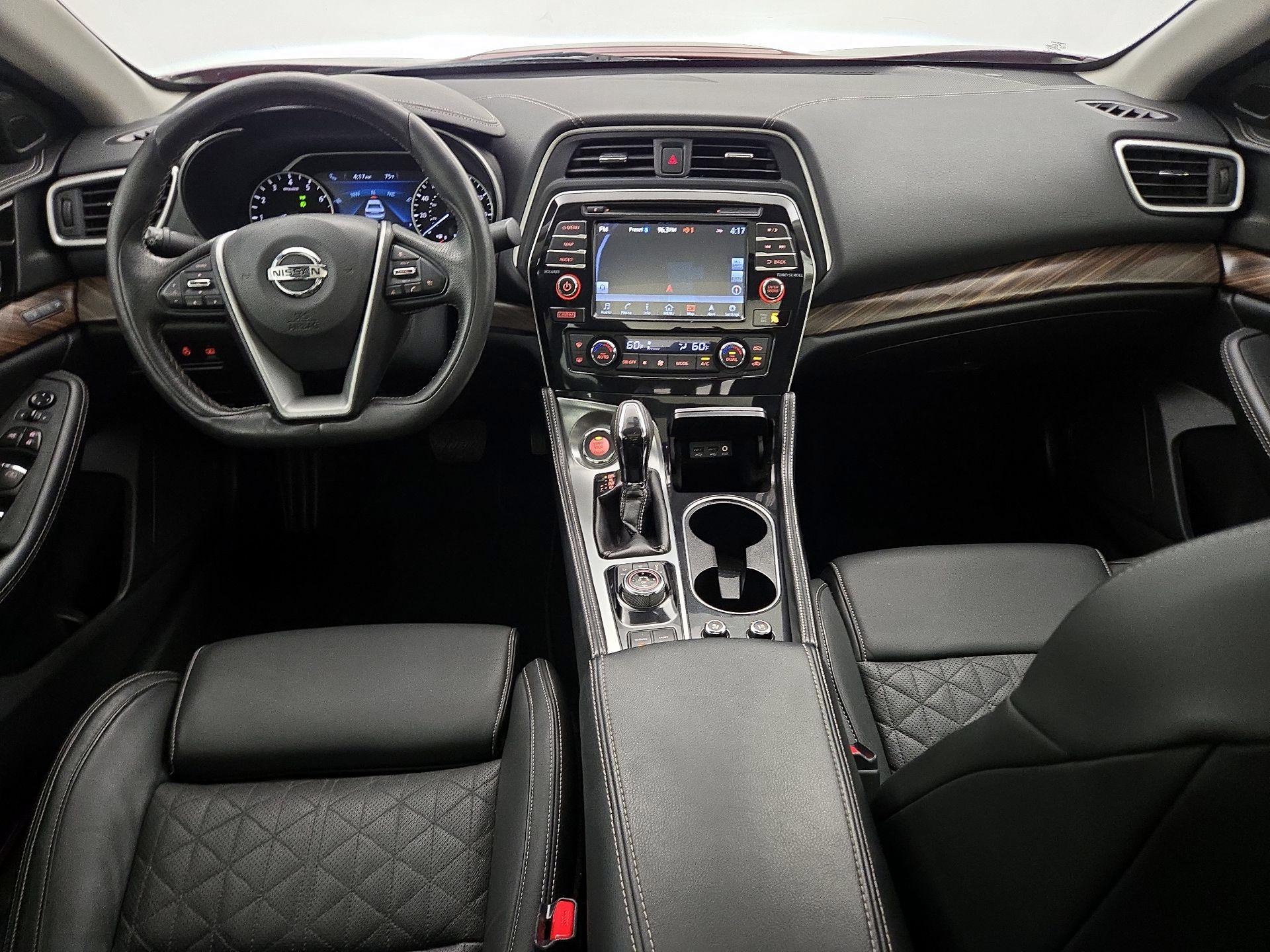 Thumbnail: 2016 Nissan Maxima - 9
