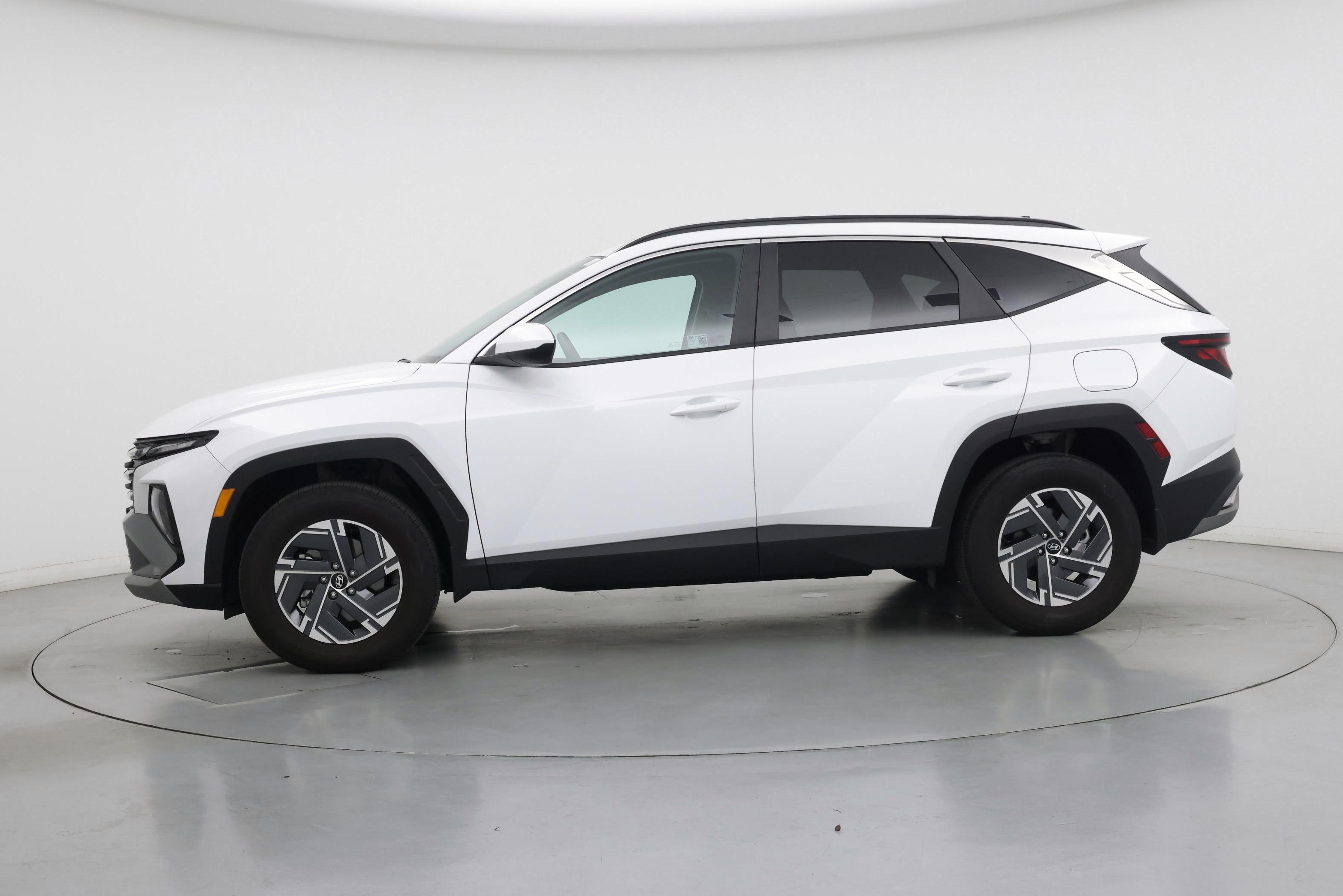 Thumbnail: 2025 Hyundai Tucson - 3