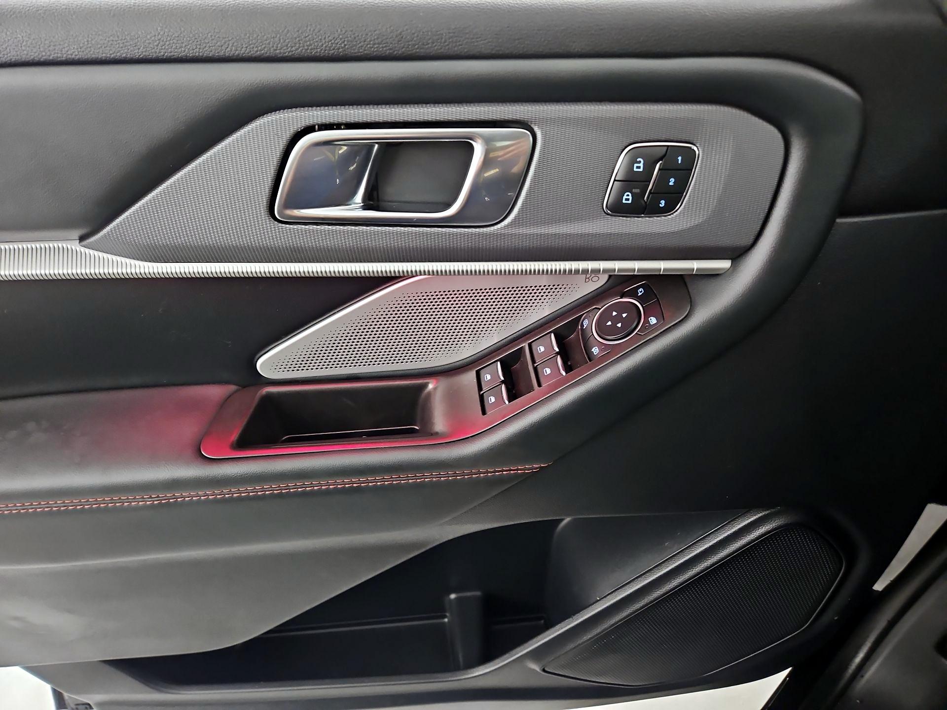 Thumbnail: 2025 Ford Explorer - 10