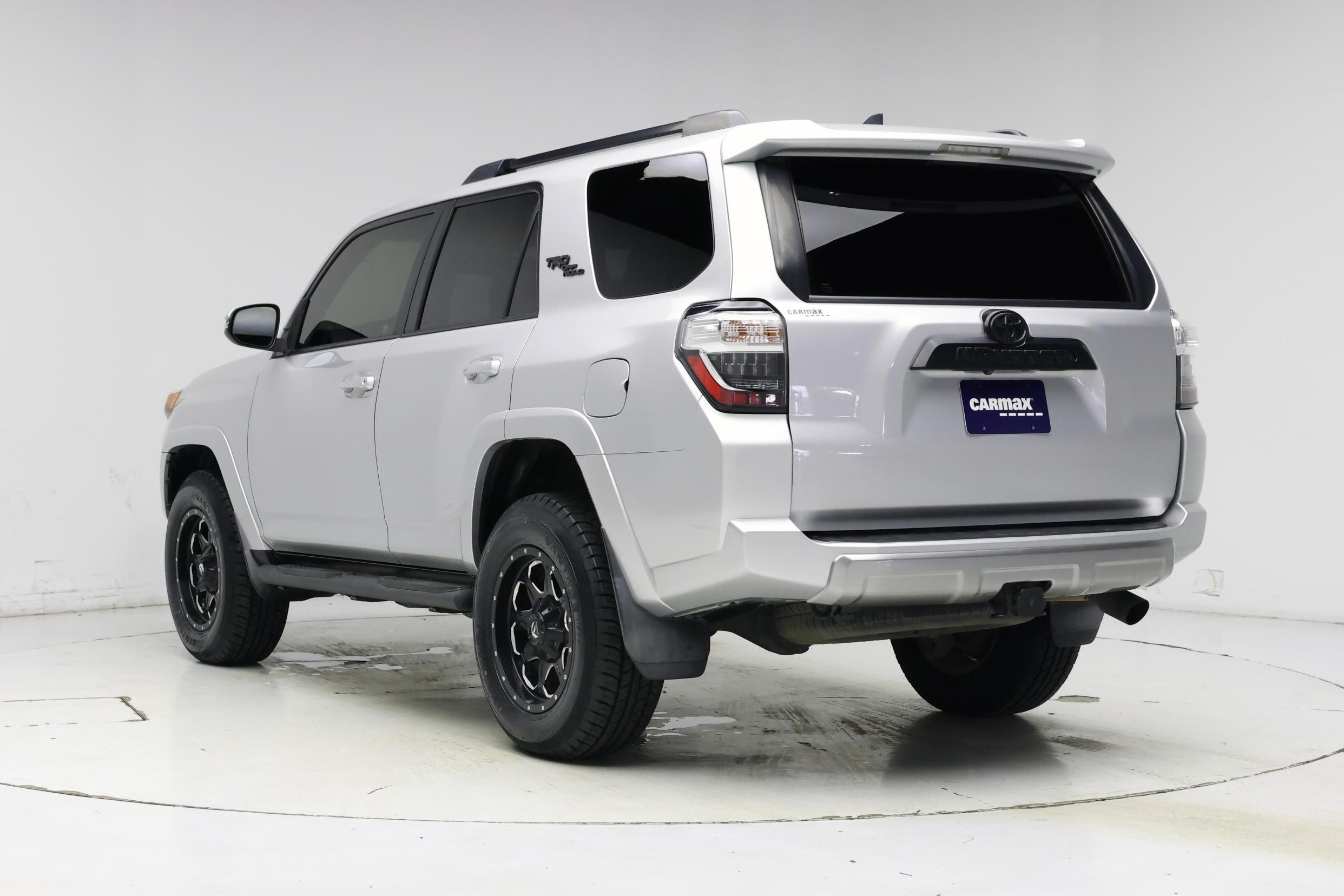 Thumbnail: 2019 Toyota 4Runner - 2
