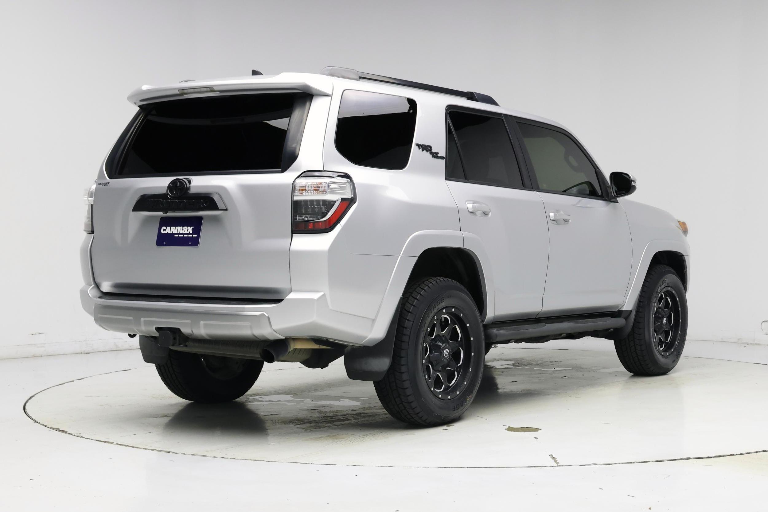 Thumbnail: 2019 Toyota 4Runner - 8