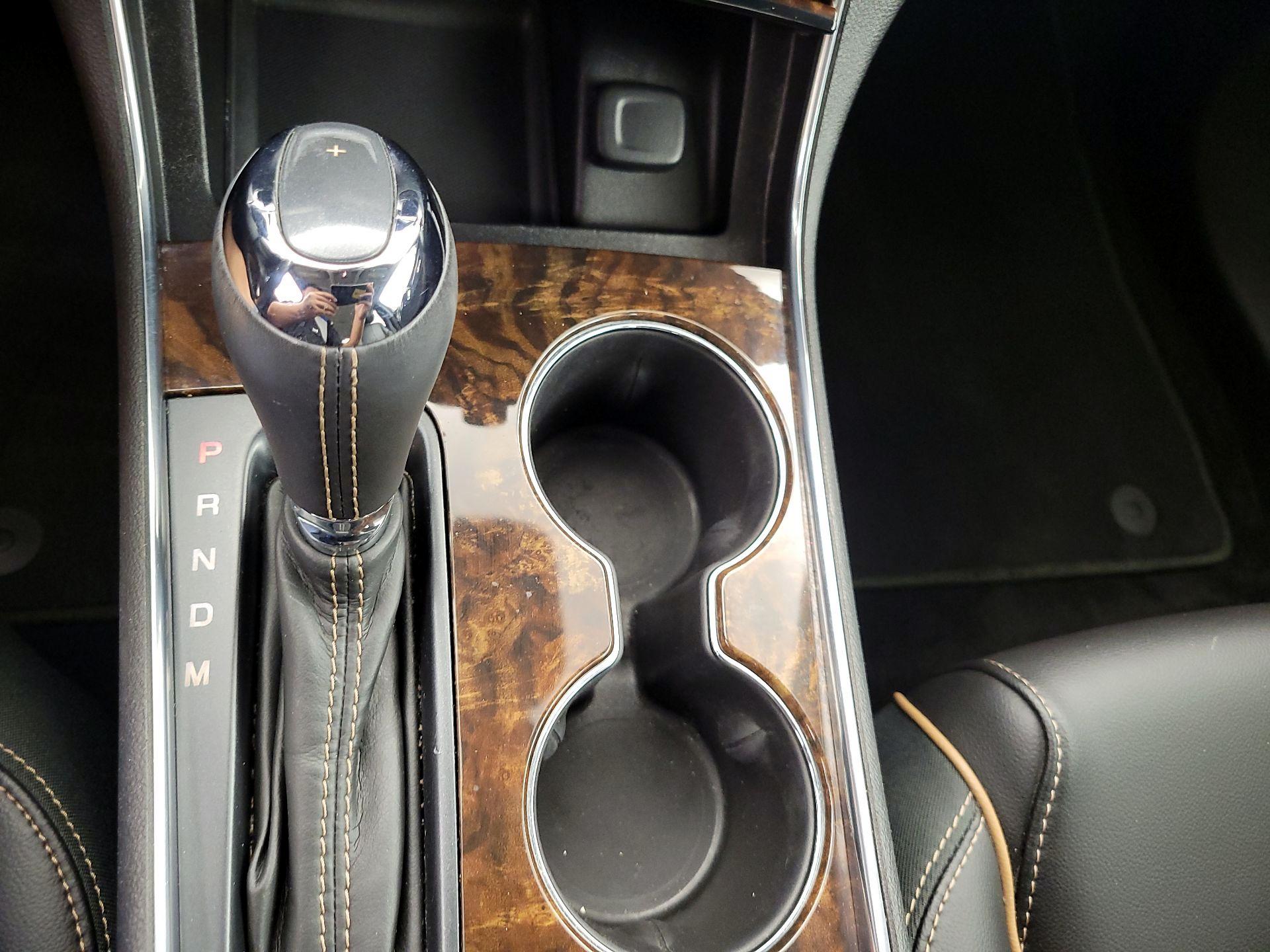 Thumbnail: 2015 Chevrolet Impala - 17