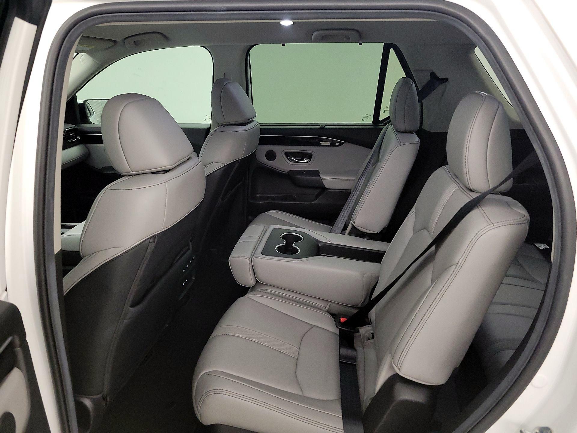 Thumbnail: 2025 Honda Pilot - 19
