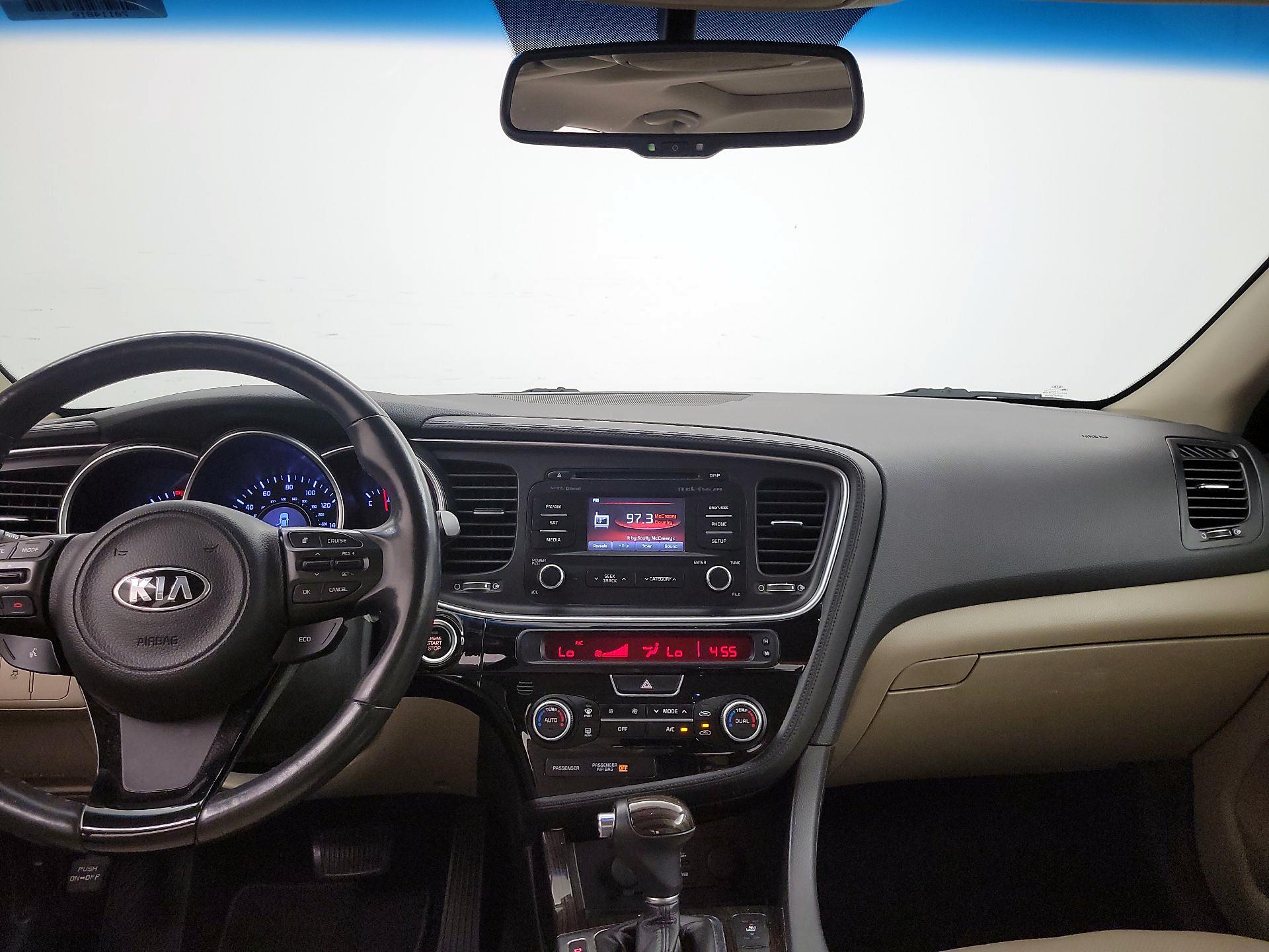 Thumbnail: 2015 Kia Optima - 9