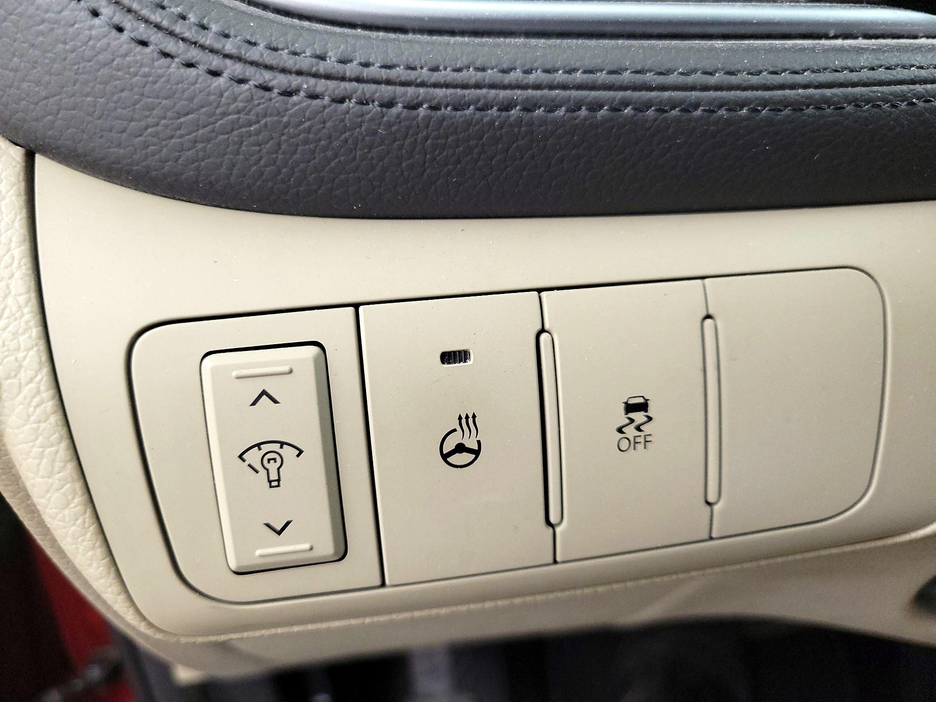Thumbnail: 2015 Kia Optima - 13