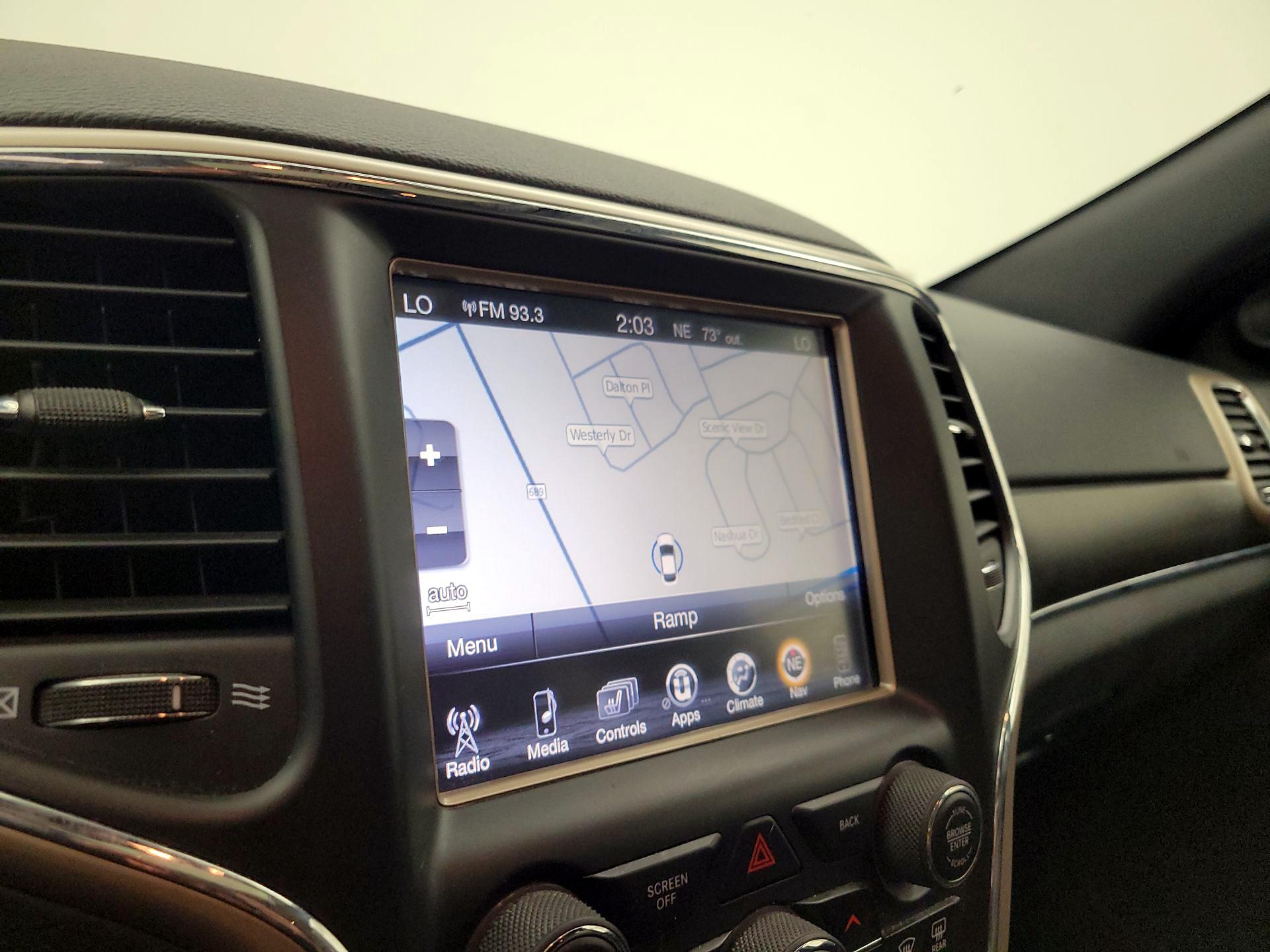 Thumbnail: 2016 Jeep Grand Cherokee - 14