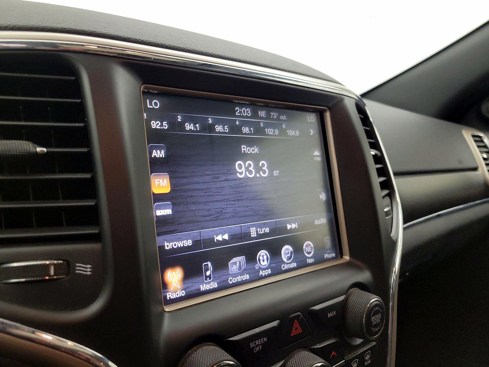 Thumbnail: 2016 Jeep Grand Cherokee - 16