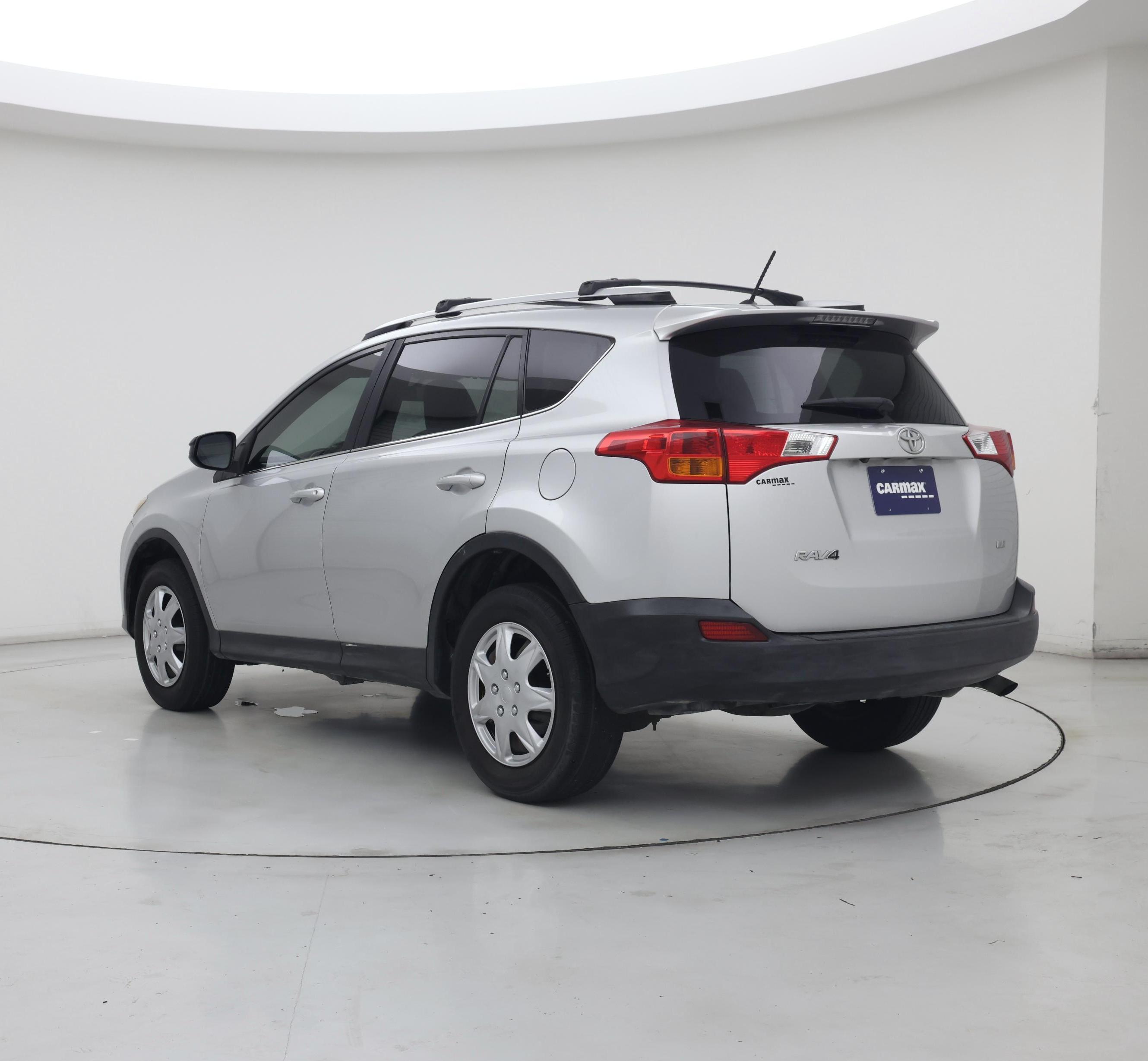 Thumbnail: 2015 Toyota RAV4 - 2