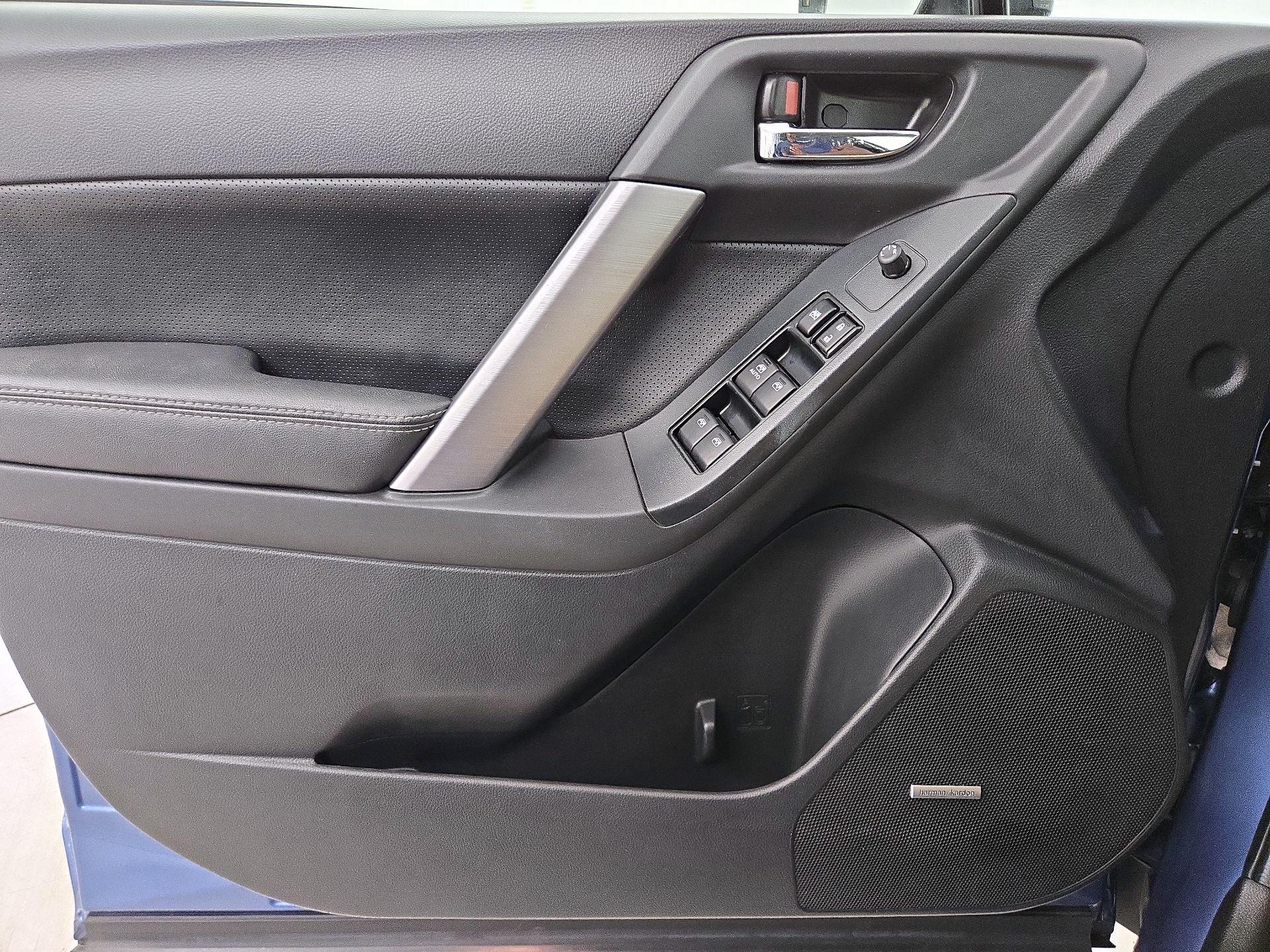 Thumbnail: 2016 Subaru Forester - 12