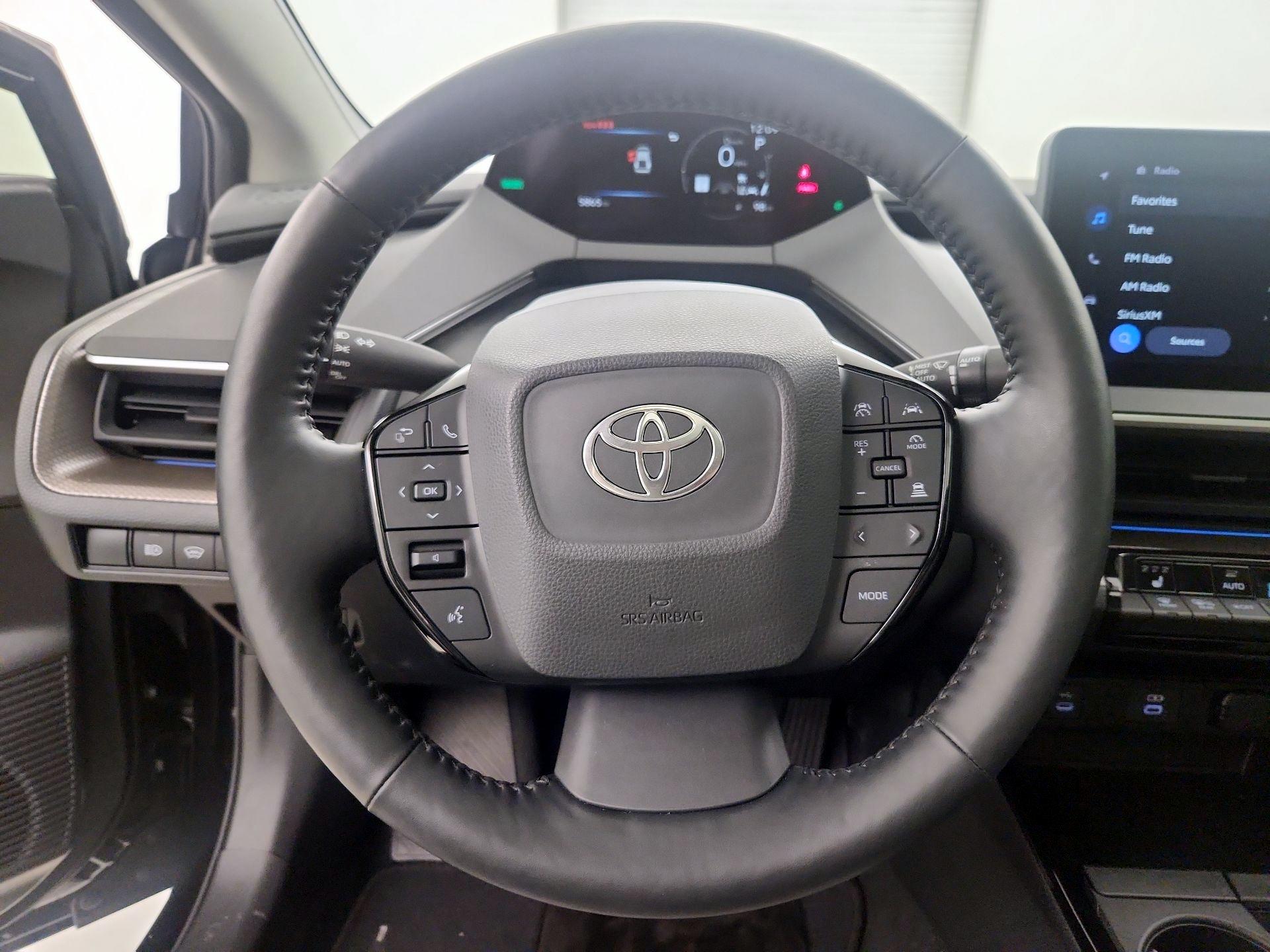 Thumbnail: 2023 Toyota Prius - 10