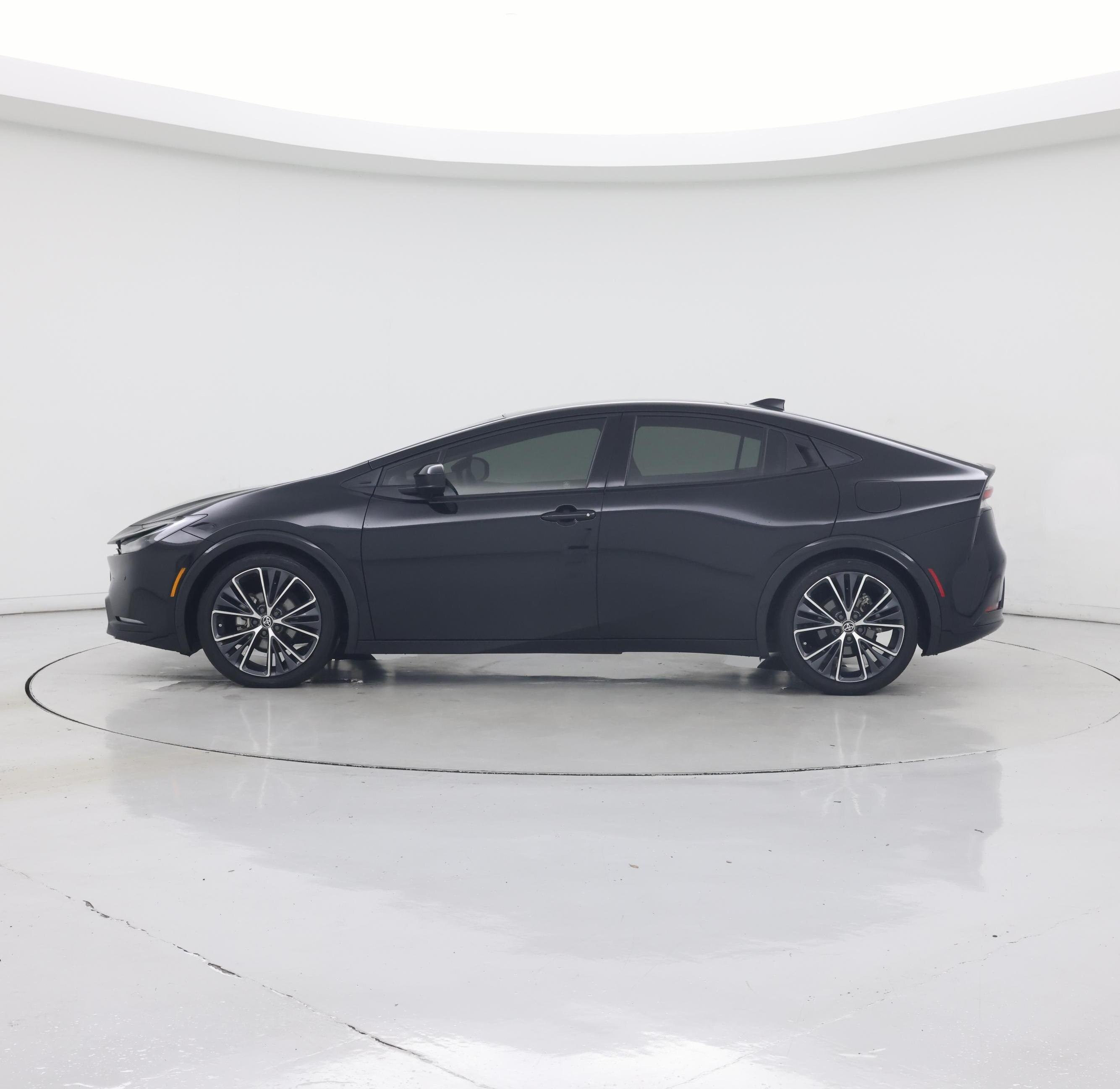 Thumbnail: 2023 Toyota Prius - 3