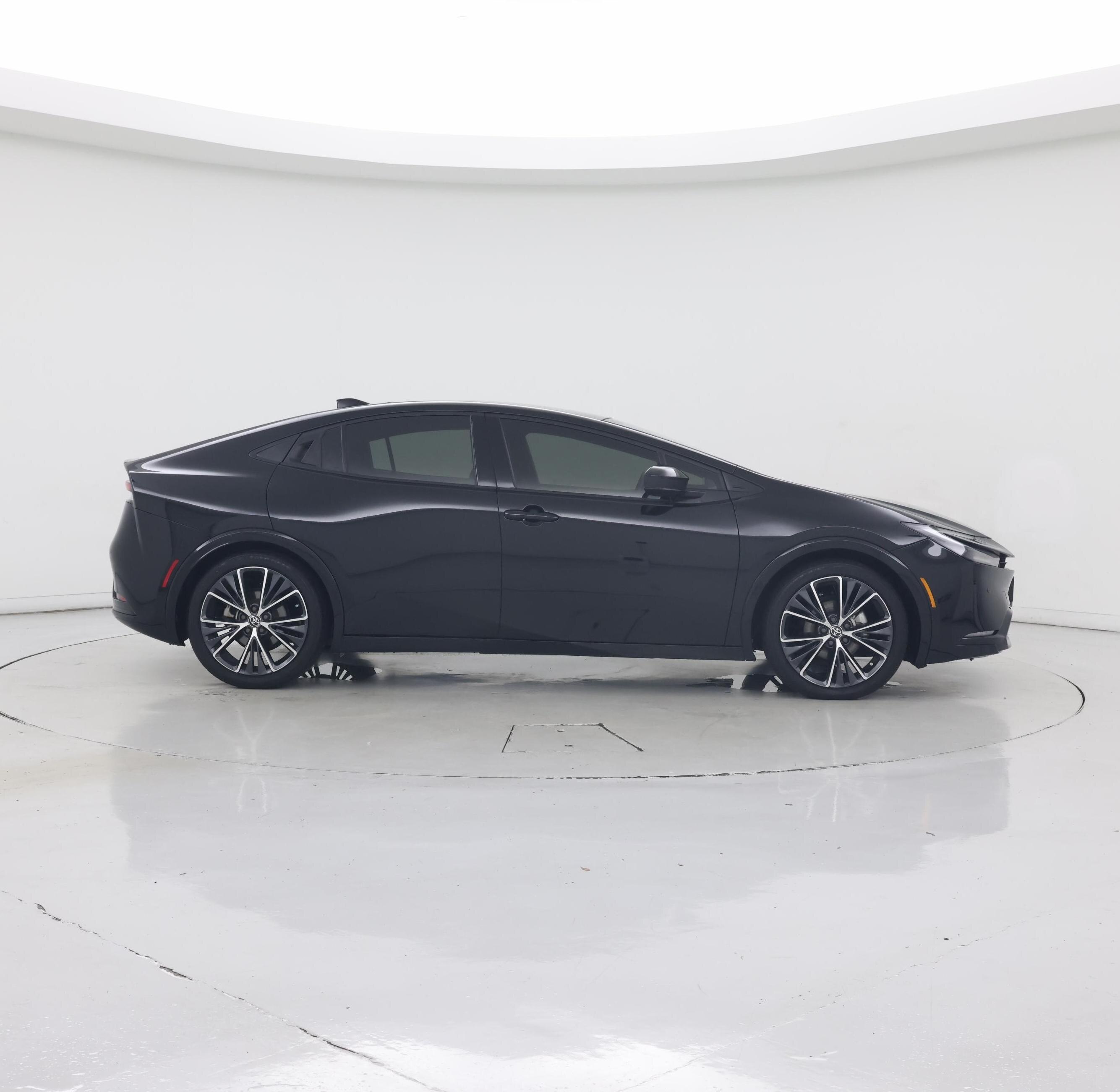 Thumbnail: 2023 Toyota Prius - 7