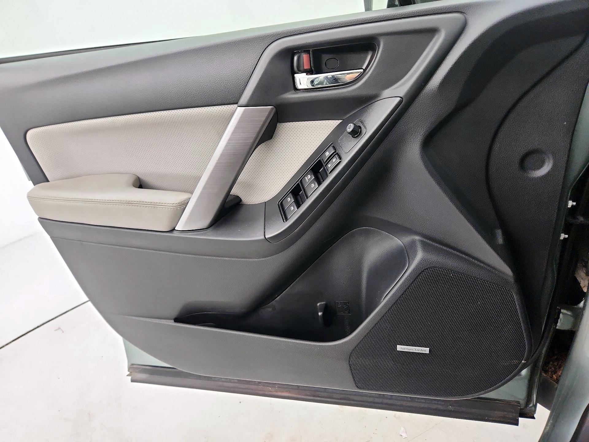 Thumbnail: 2016 Subaru Forester - 12