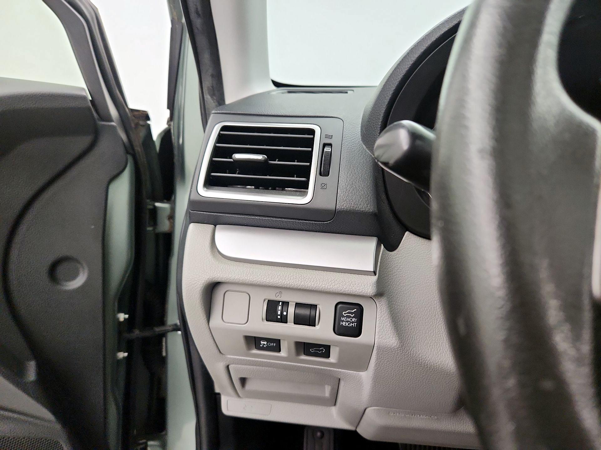 Thumbnail: 2016 Subaru Forester - 13