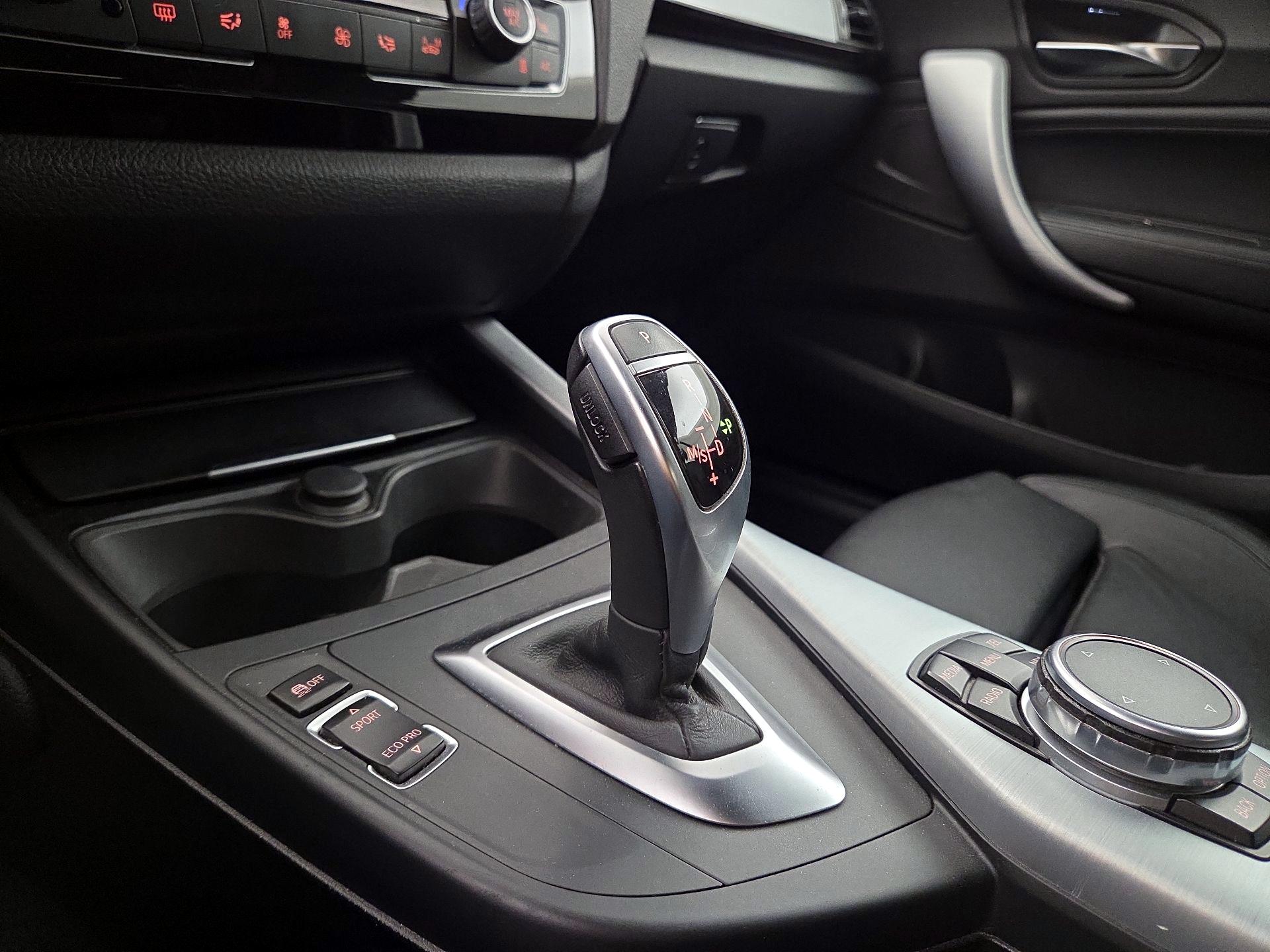 Thumbnail: 2016 BMW 2 Series - 17