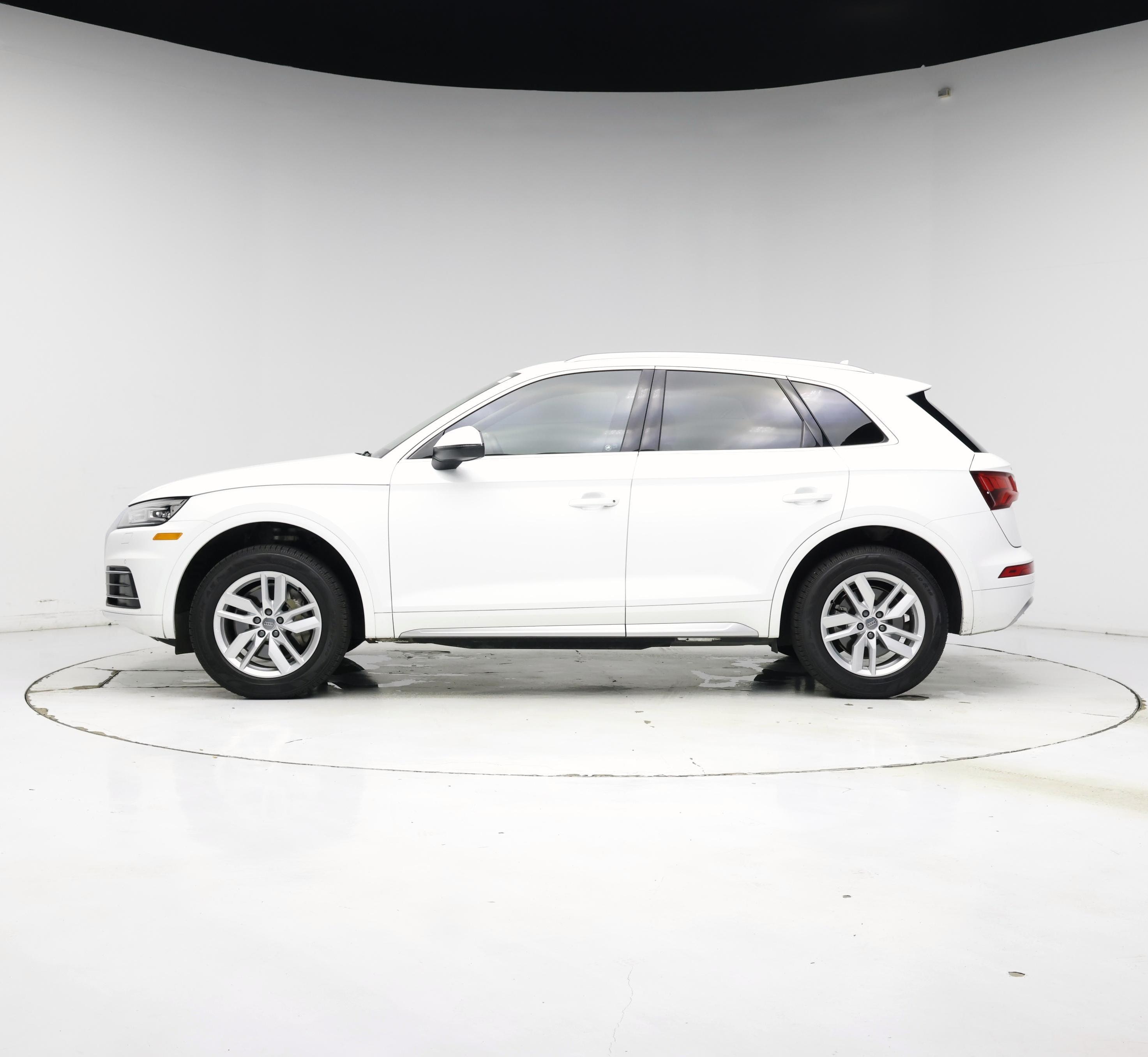 Thumbnail: 2020 Audi Q5 - 3