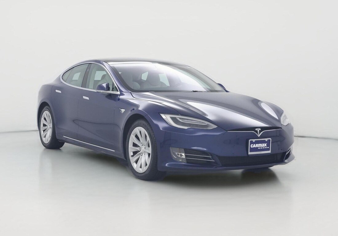 2019 Tesla Model S 100D Long Range in Blue — CarMax photo