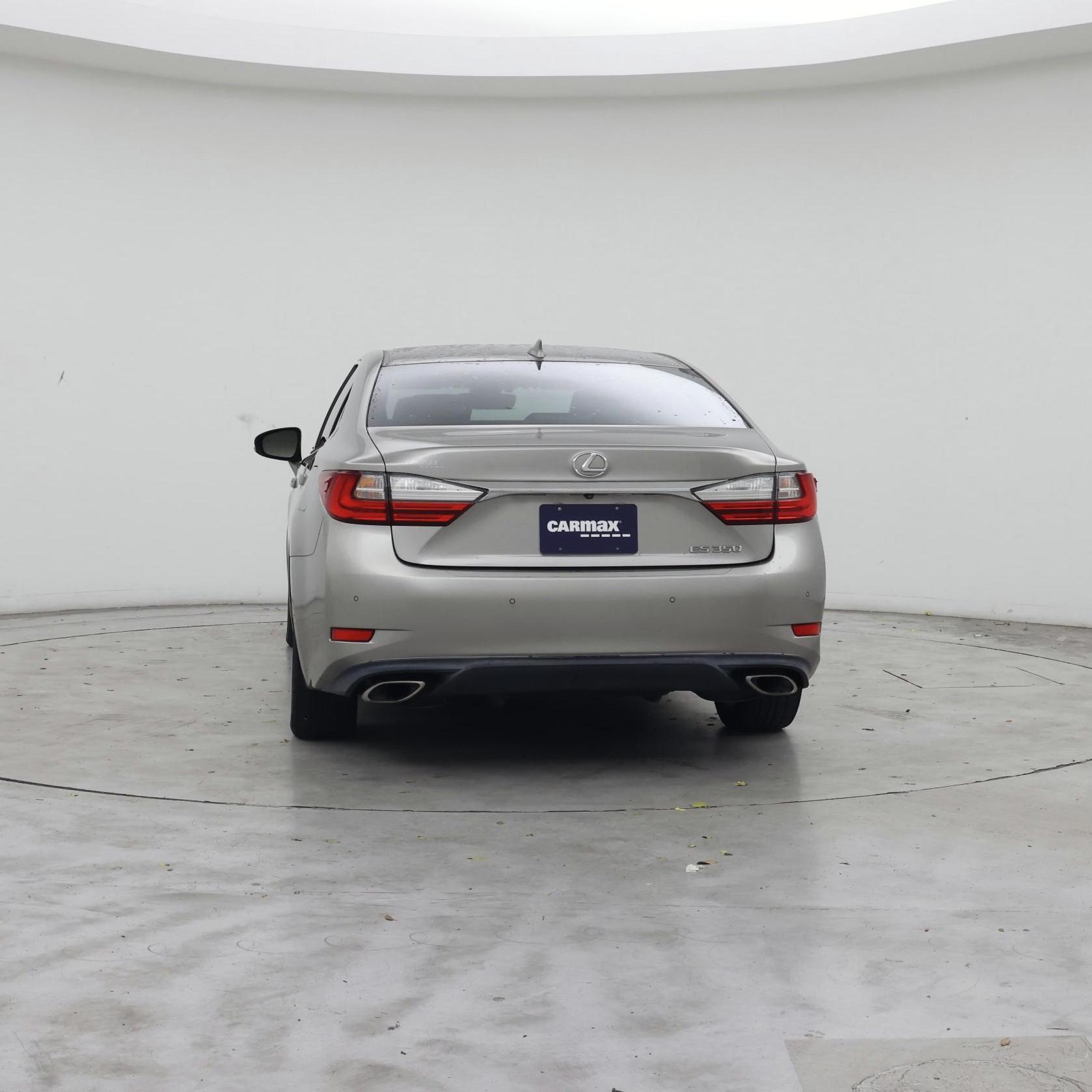Thumbnail: 2017 Lexus ES - 6