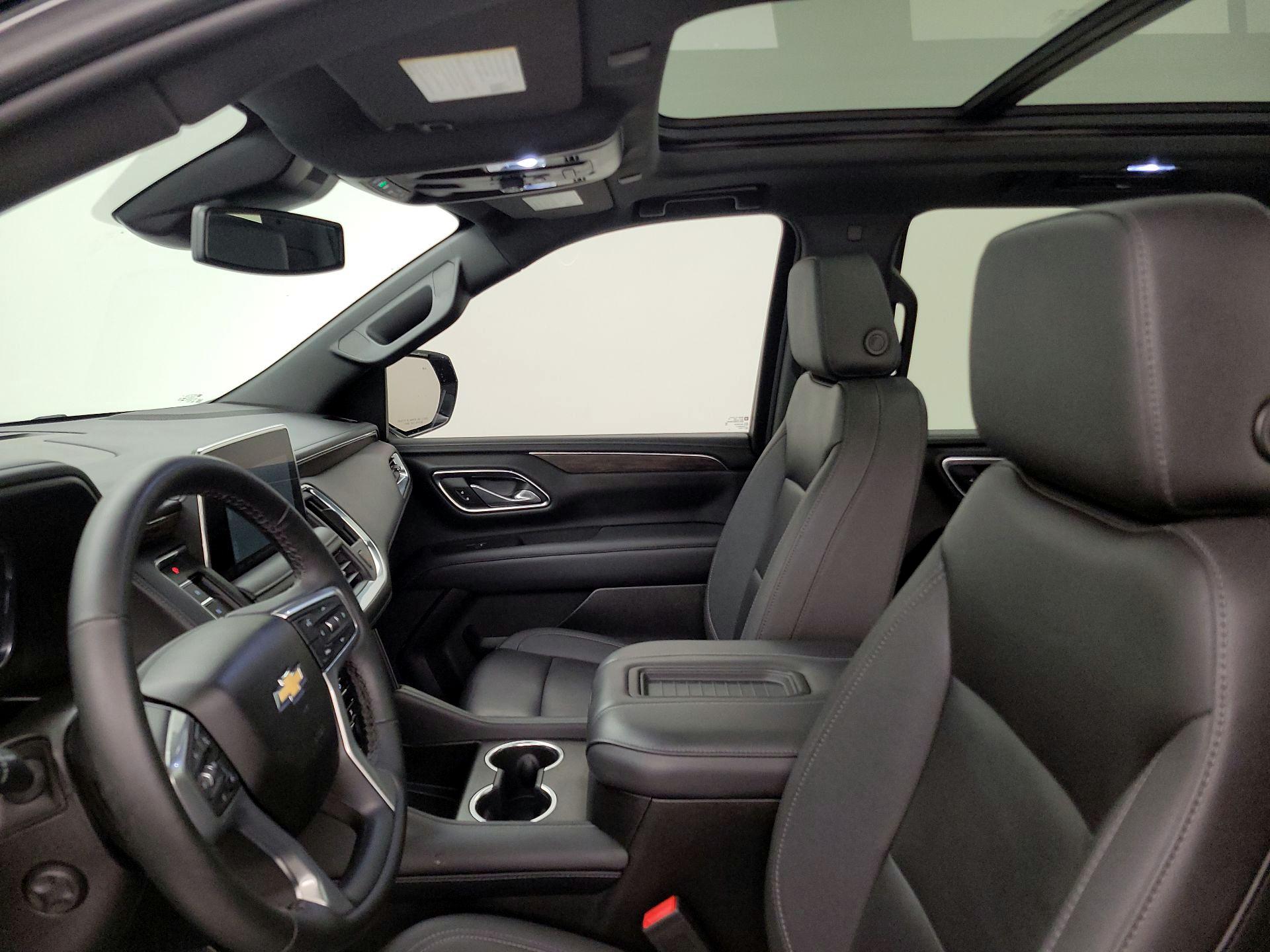 Thumbnail: 2024 Chevrolet Tahoe - 19