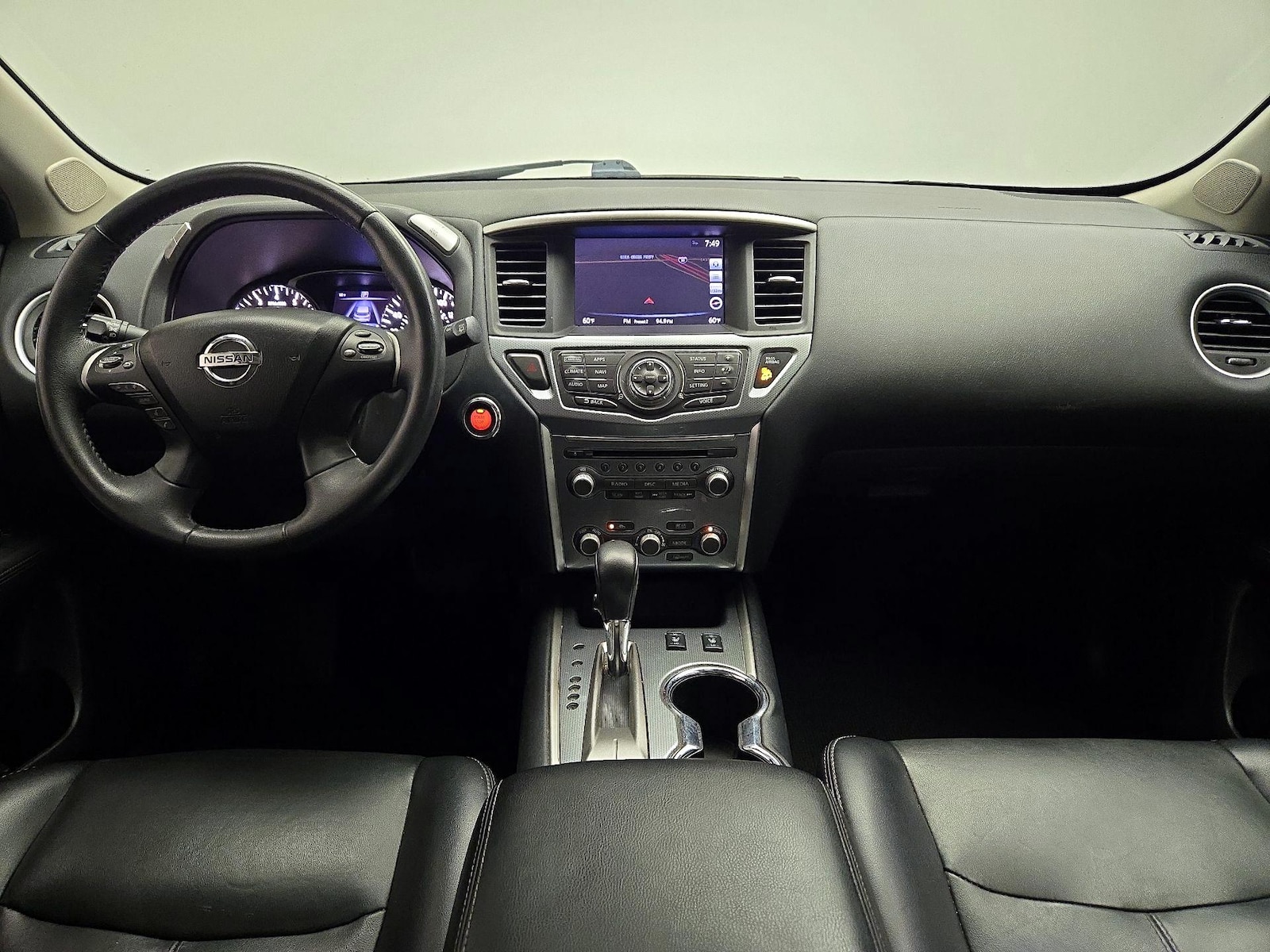 2017 Nissan Pathfinder SL - Photo 8