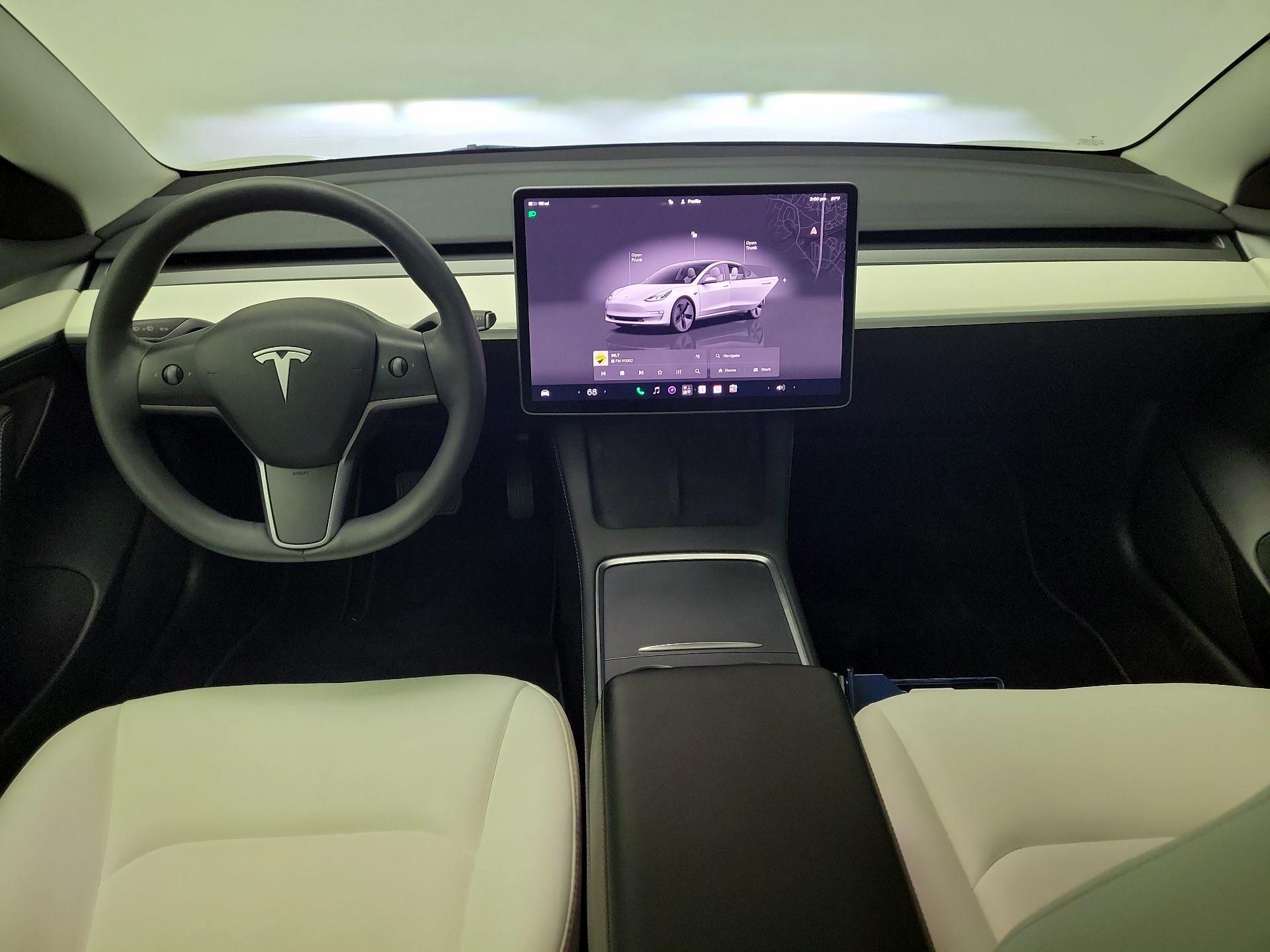 Thumbnail: 2023 Tesla Model 3 - 9