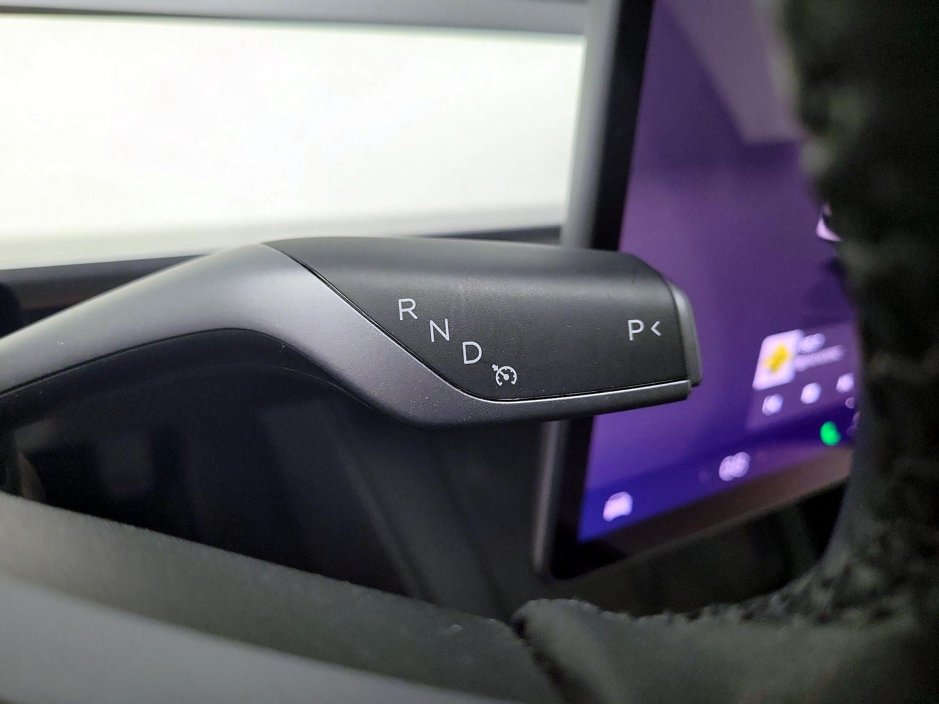 Thumbnail: 2023 Tesla Model 3 - 18