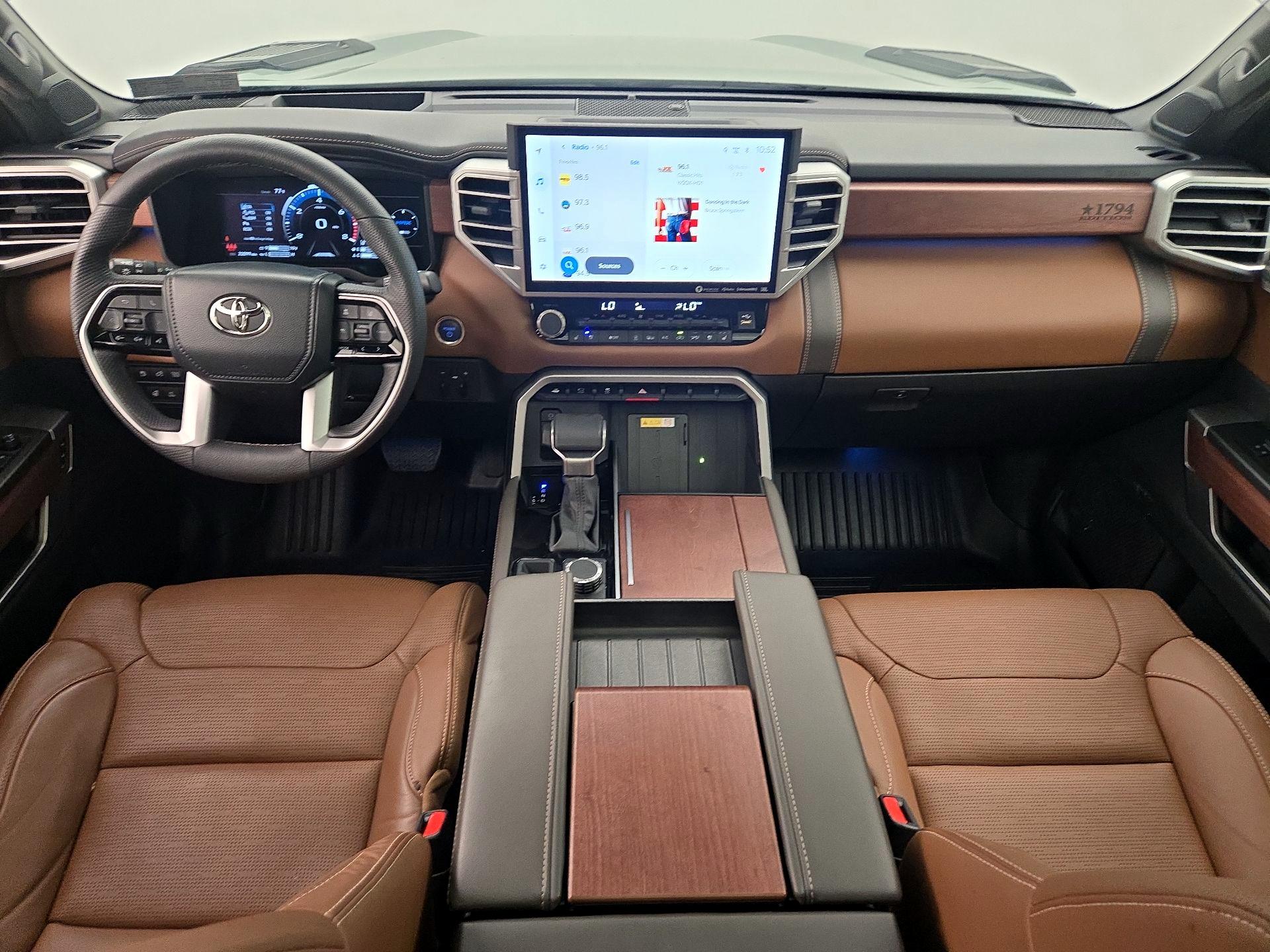 Thumbnail: 2024 Toyota Tundra - 9