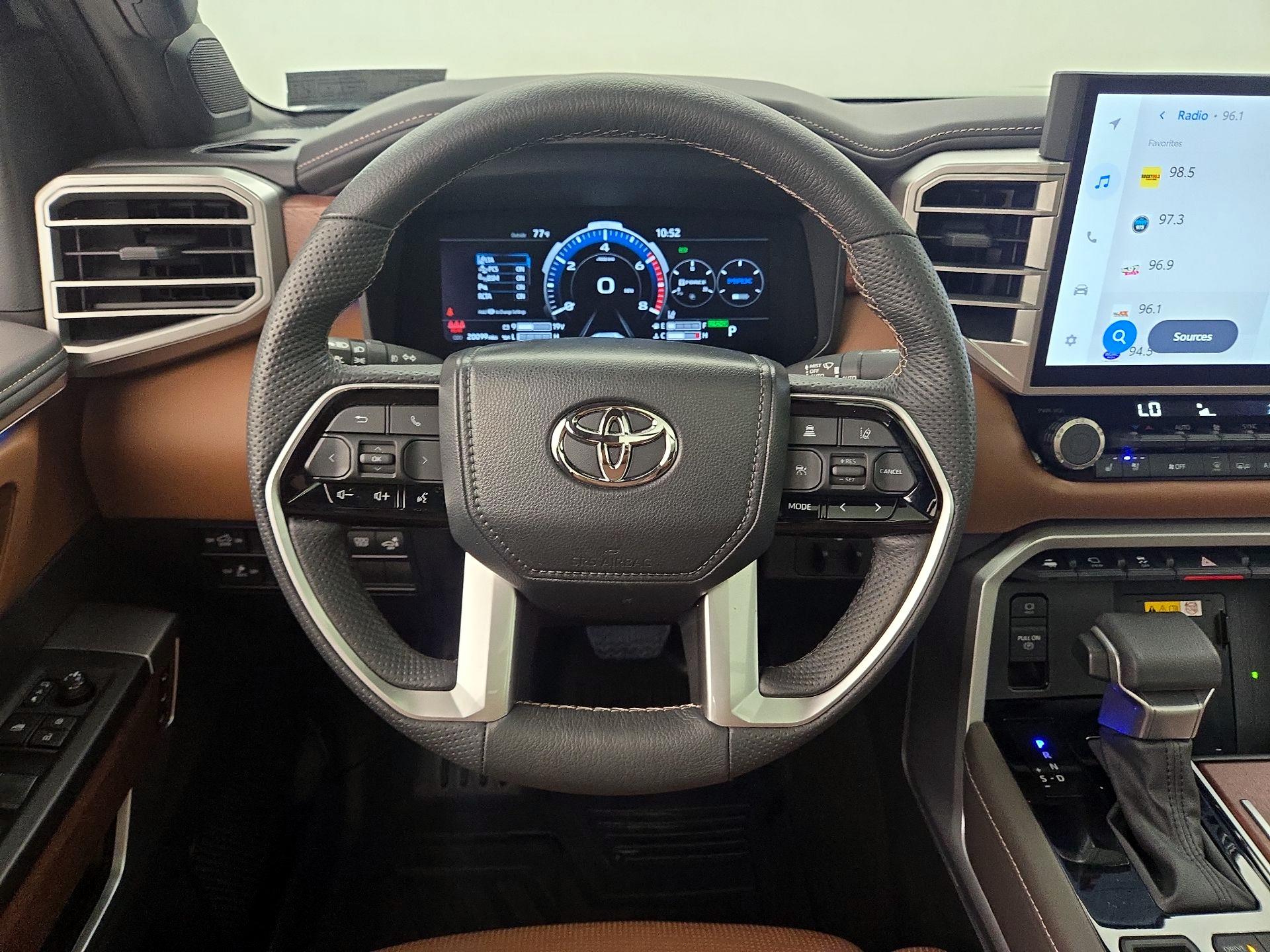 Thumbnail: 2024 Toyota Tundra - 10
