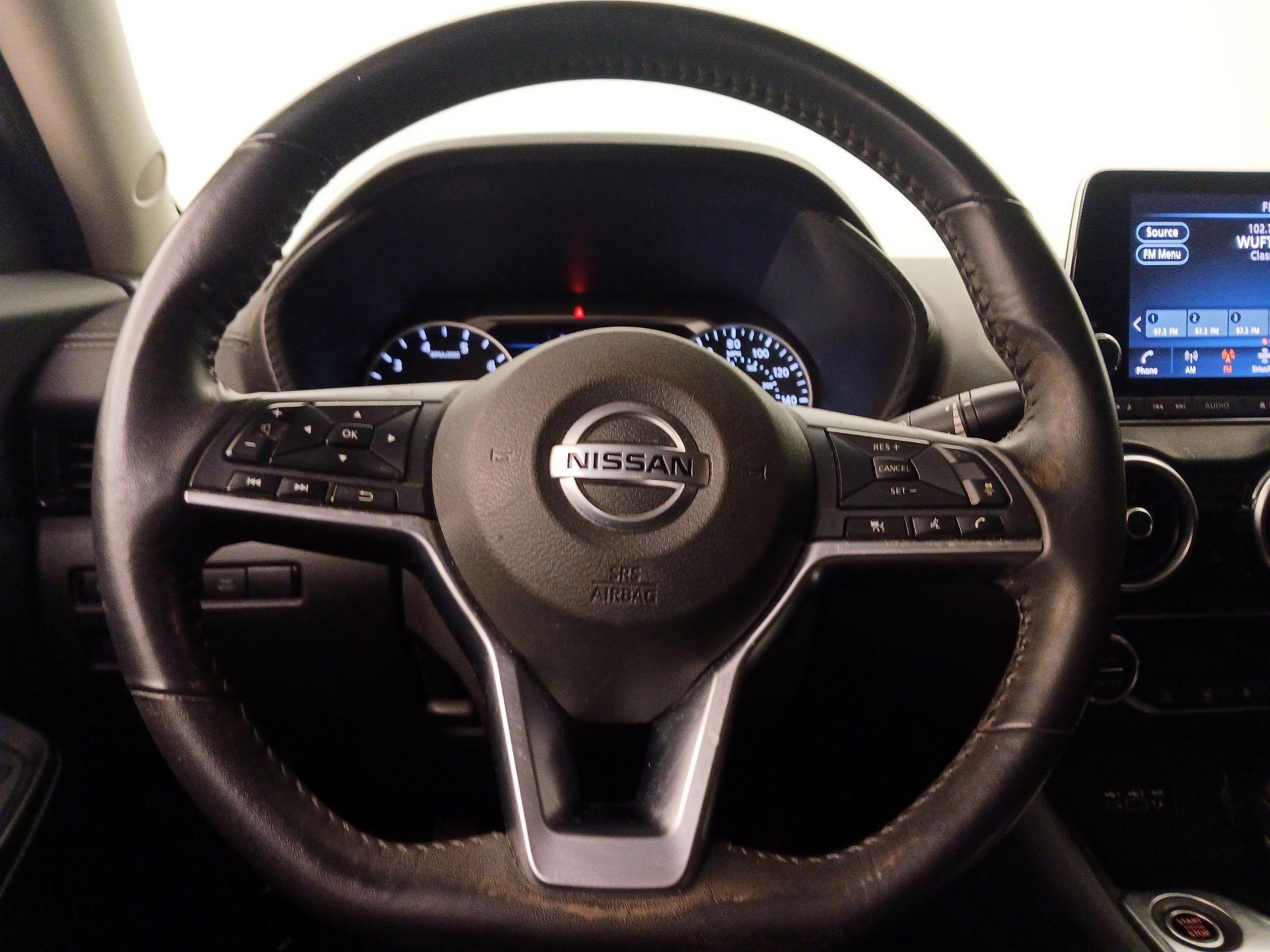 Thumbnail: 2021 Nissan Sentra - 10