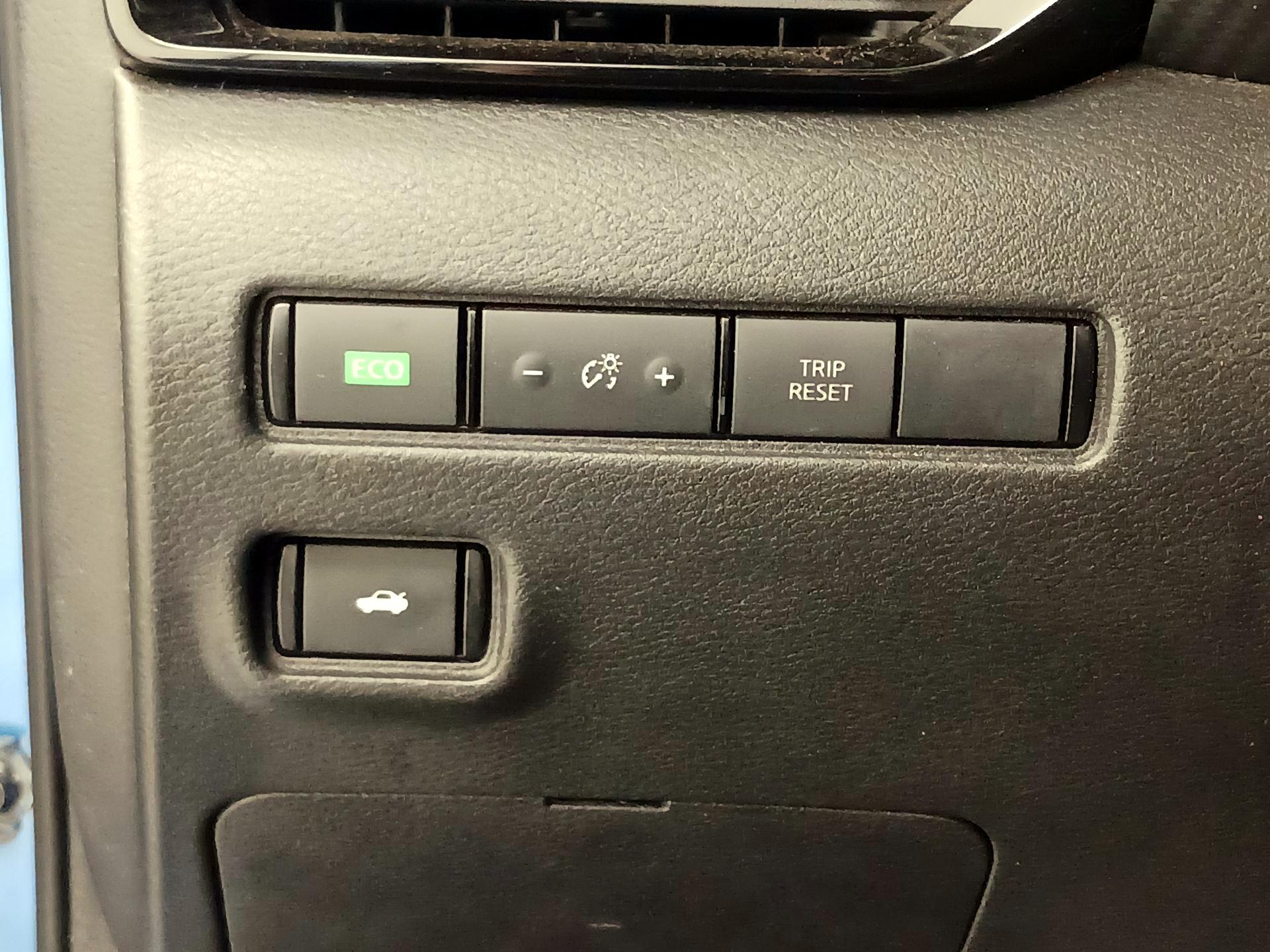 Thumbnail: 2021 Nissan Sentra - 13
