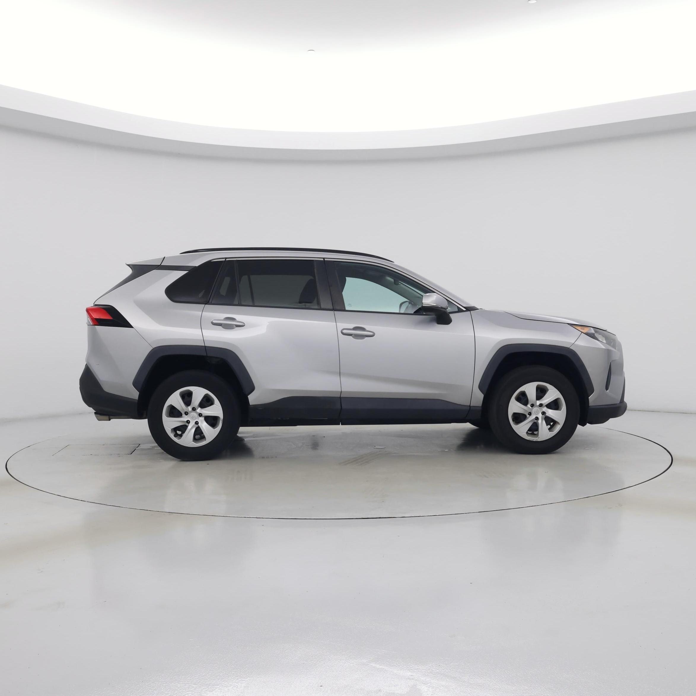 Thumbnail: 2019 Toyota RAV4 - 7